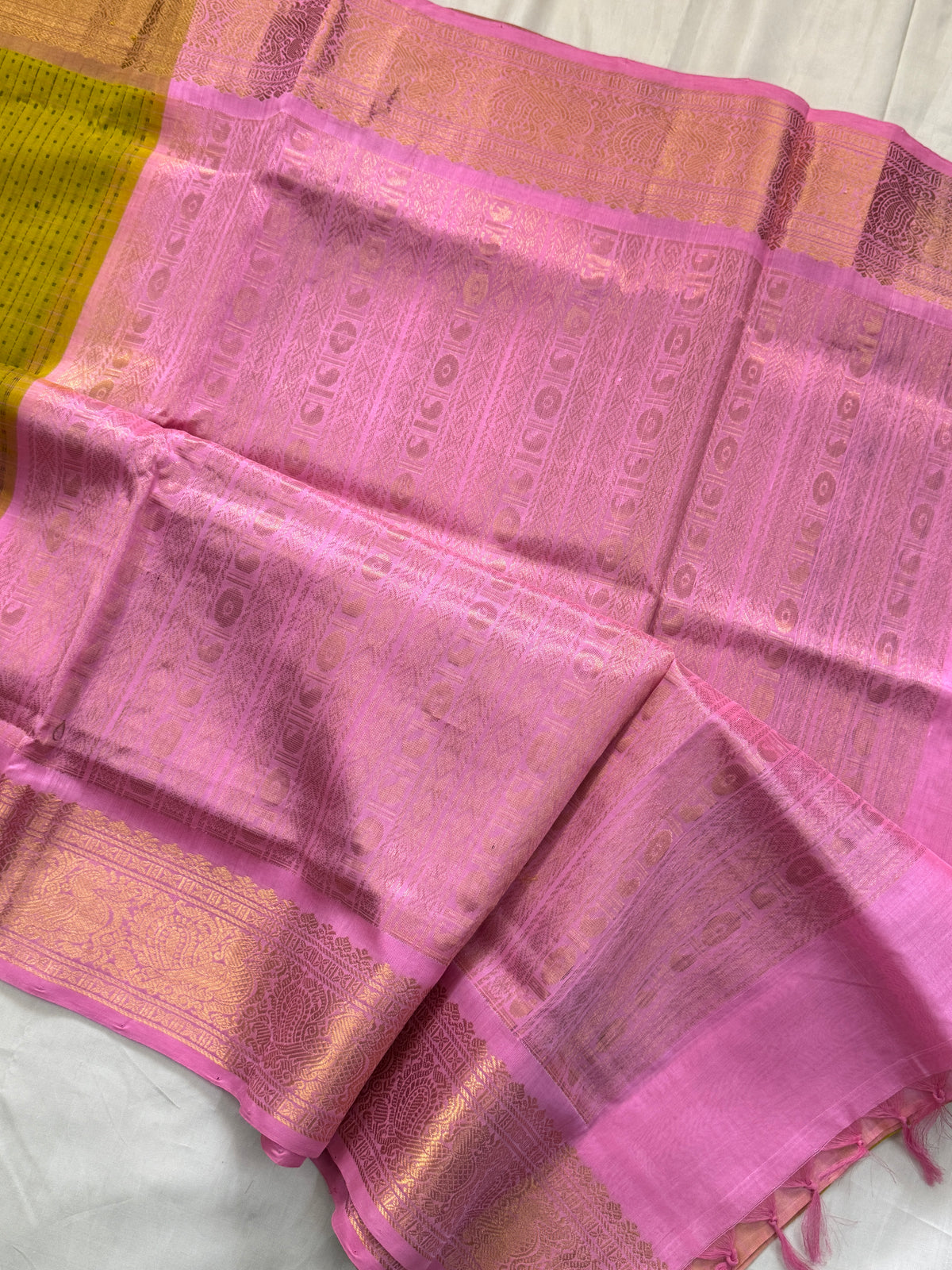 Sampanga with pink lakshambutta/ Silk Cotton Saree CLSA10417