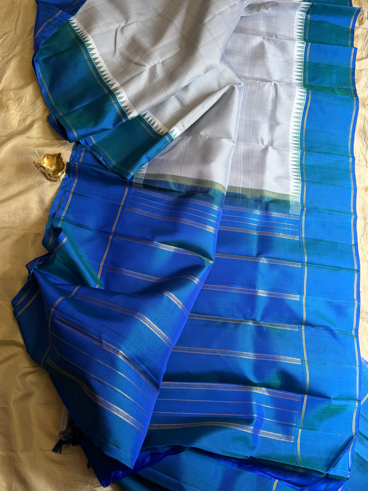 Striped Korvai blue border Arani silk saree