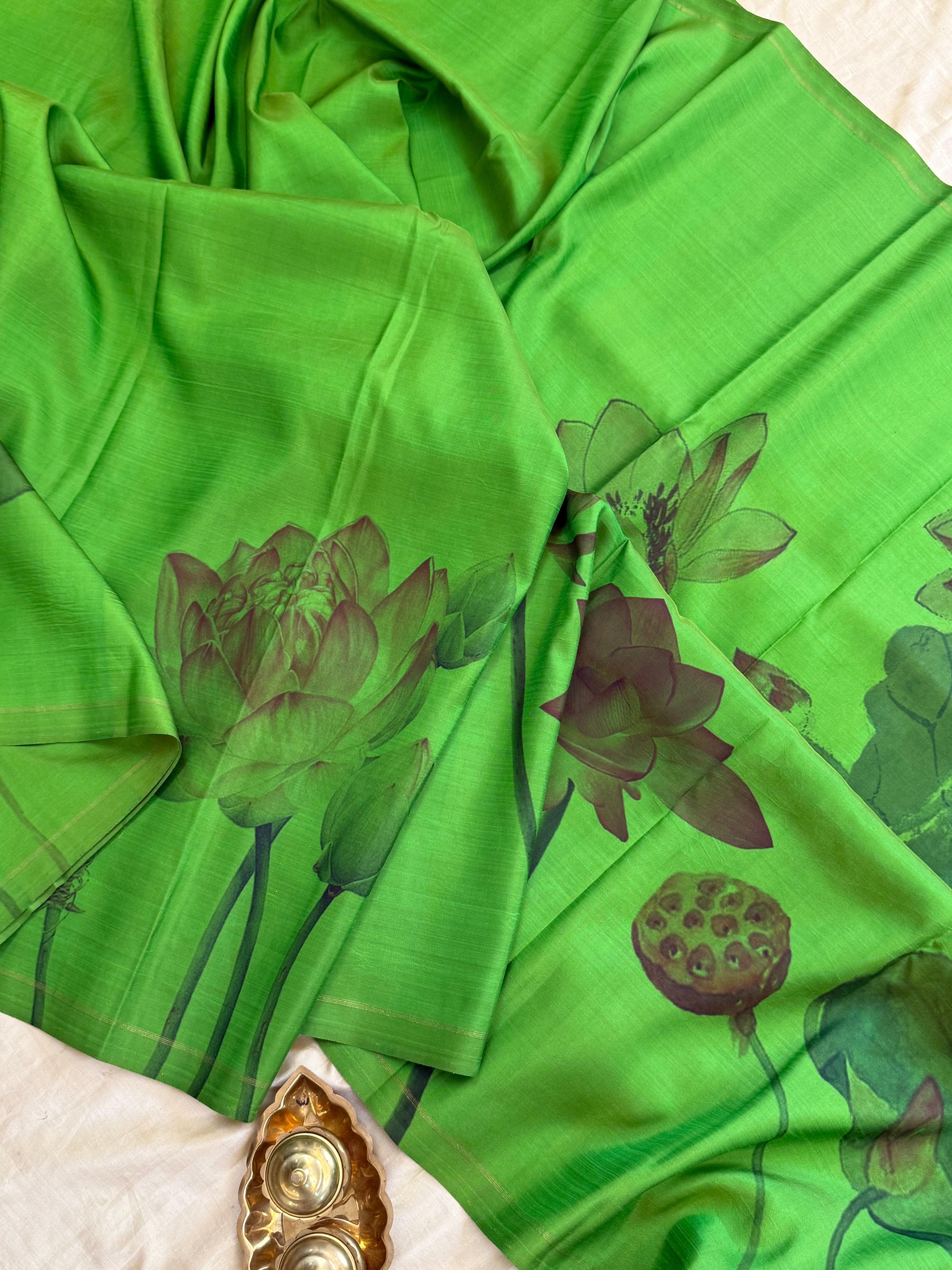 FLORAL DIGITAL PRINTED PURE ZARI / KANJIPURAM SILK SAREE CLSA 10813