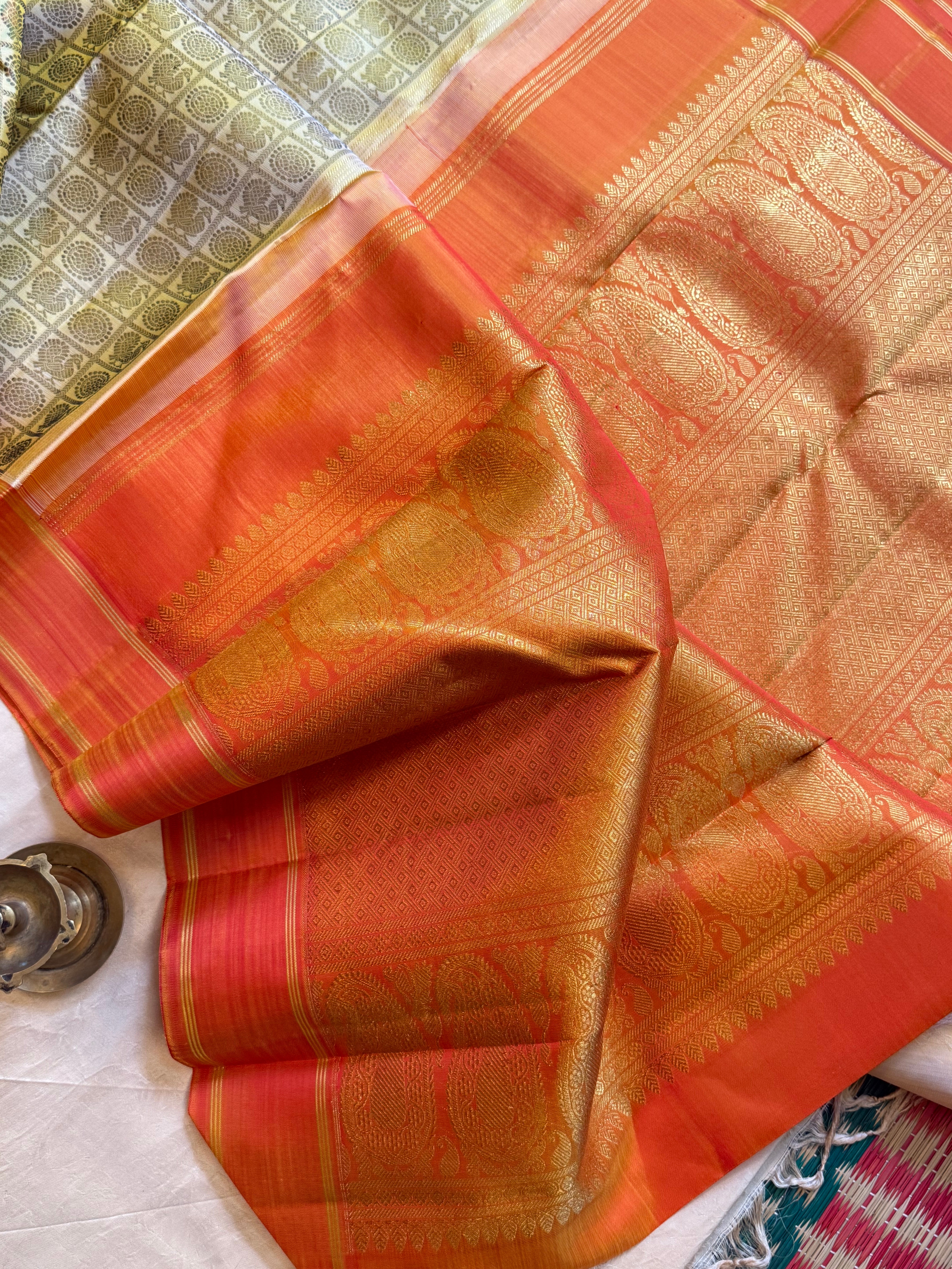 1000 Butta sandal / kanjipuram silk