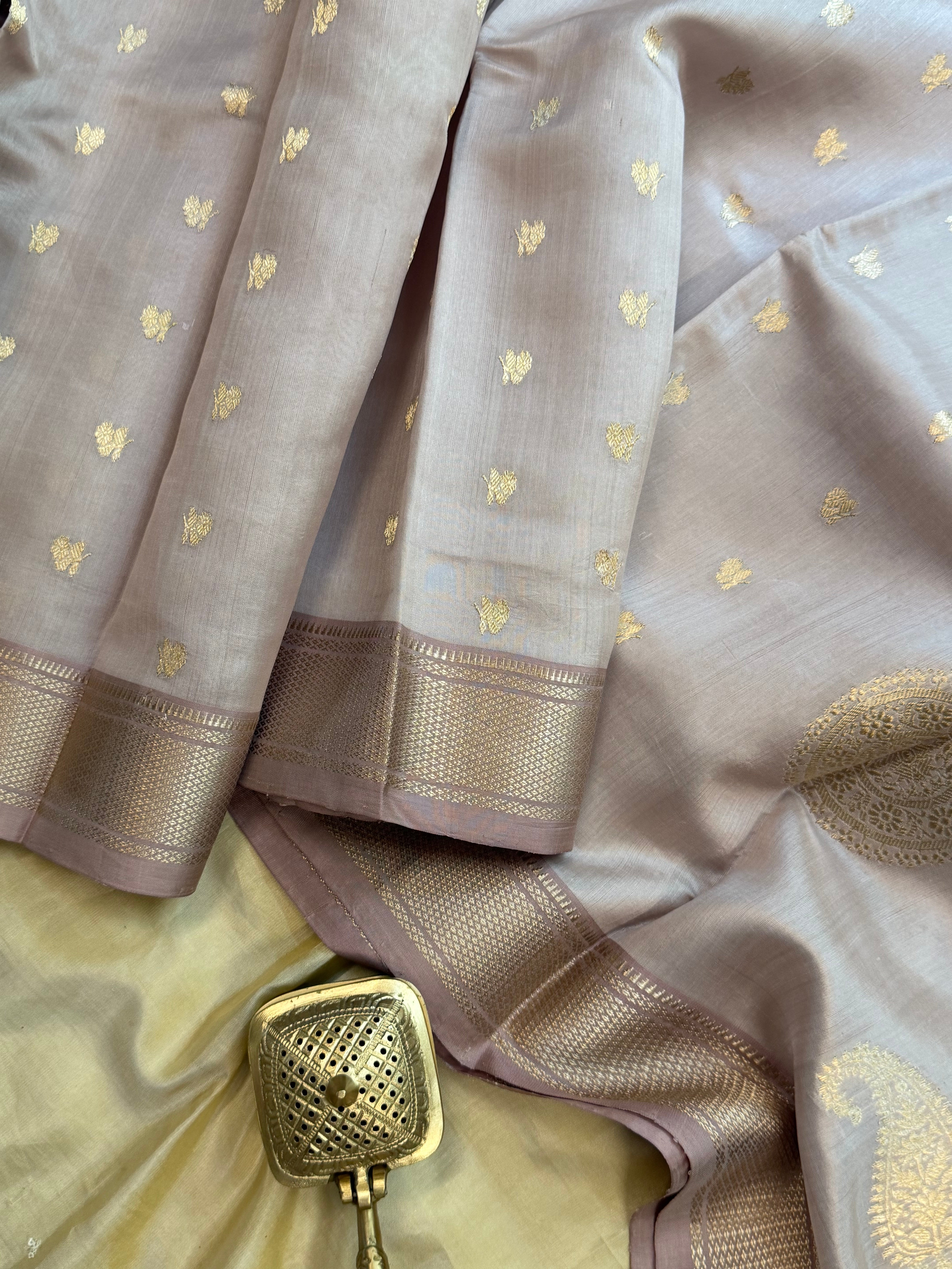 Mauve hazar Butta revival    / revival Chanderi silk