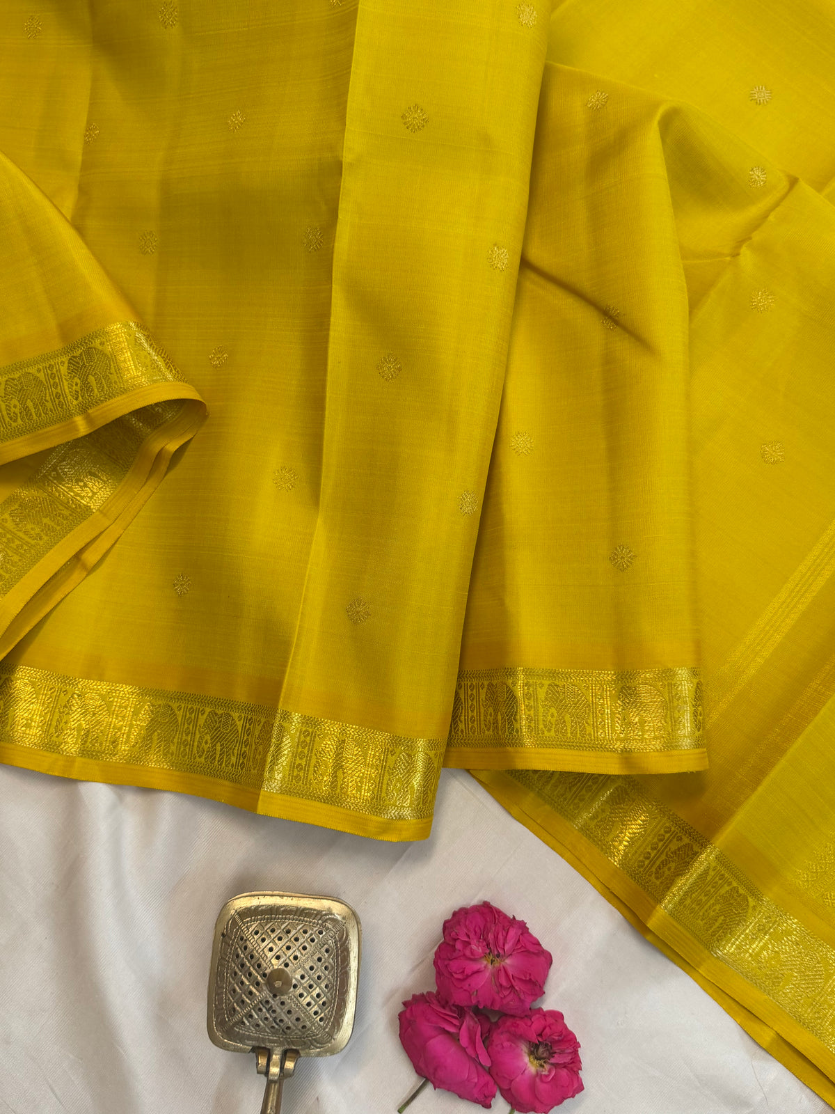 Yellow - Day 1 Navarthri colour pure Zari Kanjipuram silk / Sampanga small pet