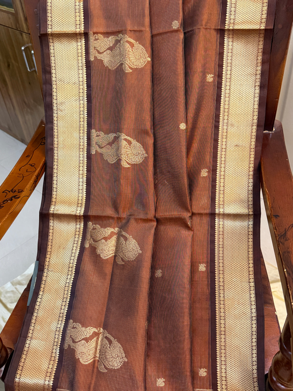 Premium silk cotton vairaoosi yazhli butta/ clsa 12392
