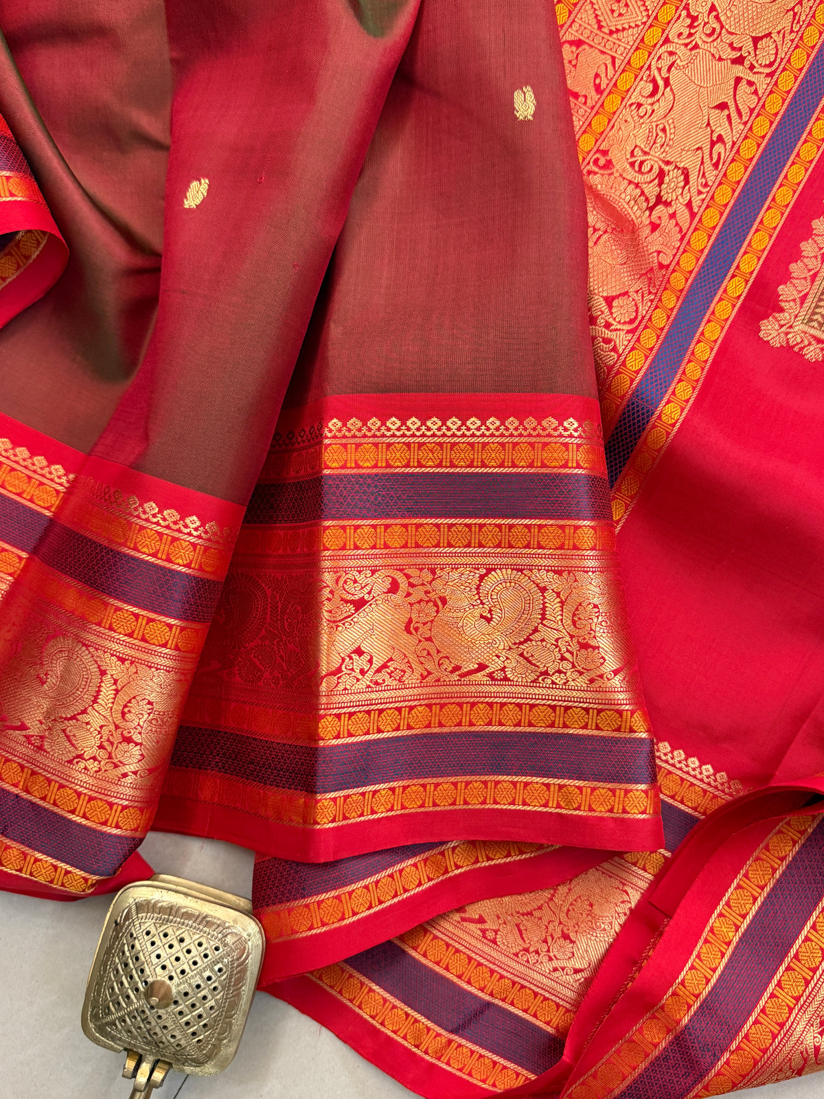 special edition- unique pallu and pure silk sarees clsa 12582