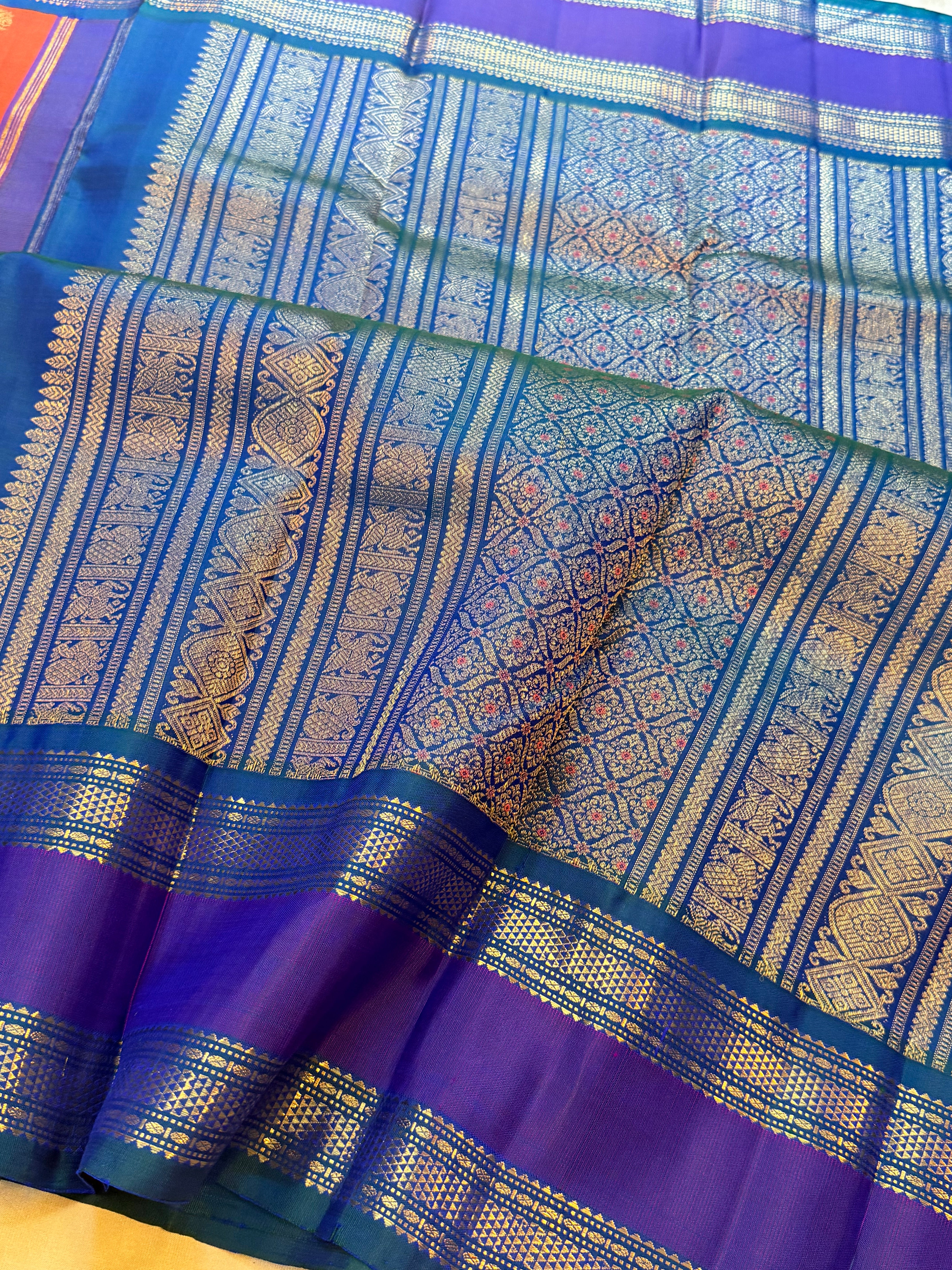 Rust  retta pet Kai Korvai  / Kanjipuram silk