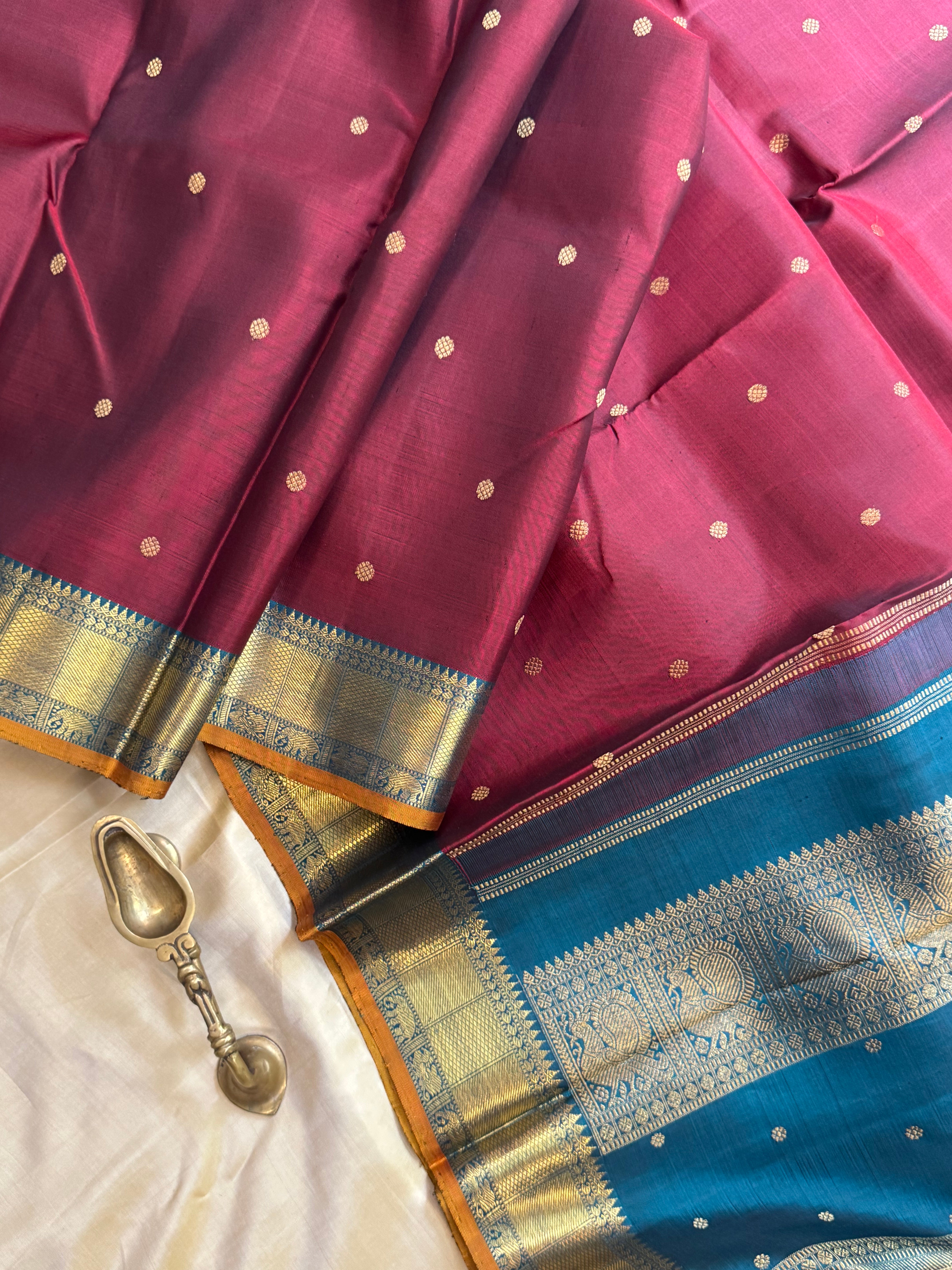 Swapnam:  Merron star Butta / kanjipuram silk