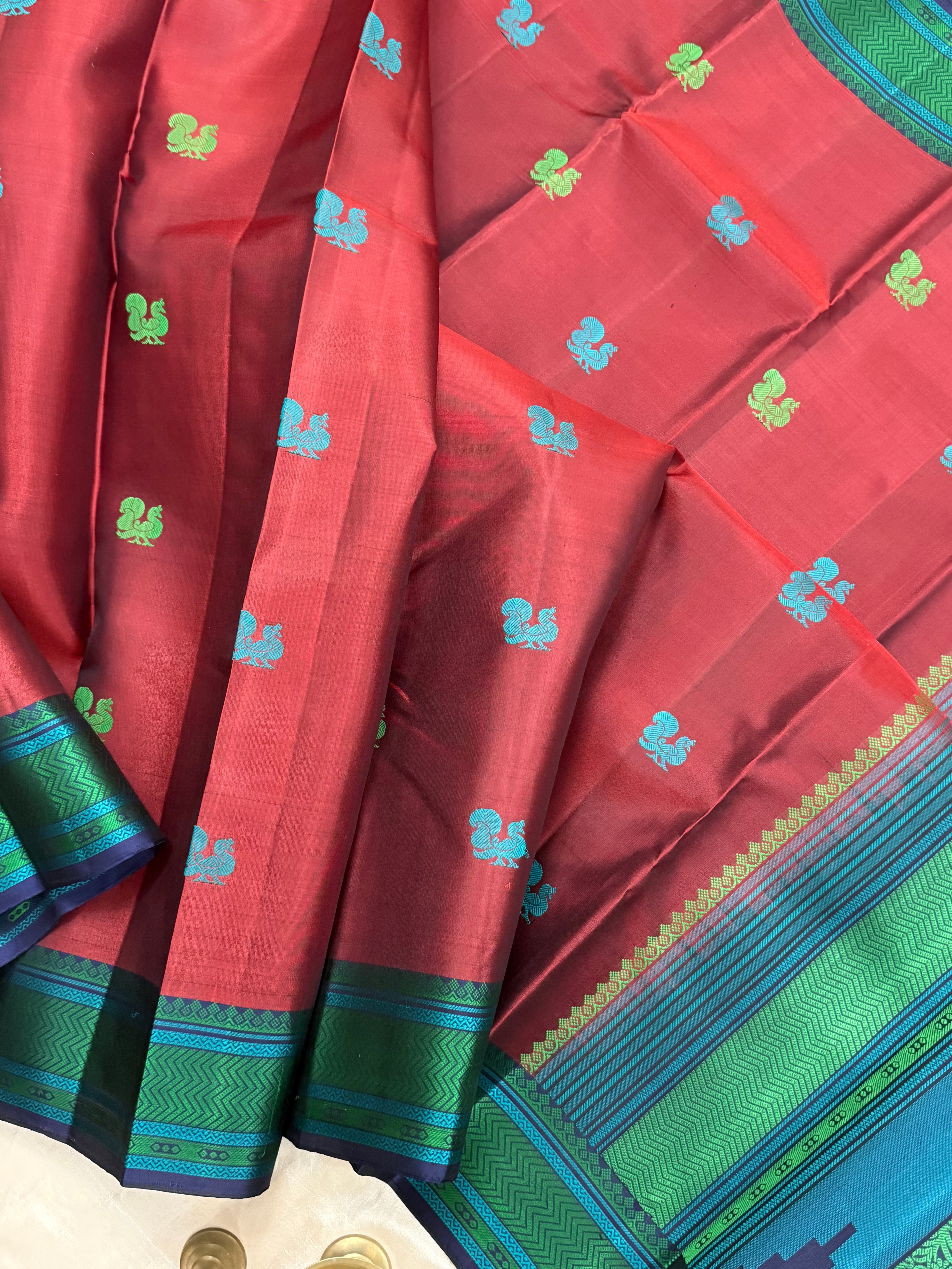Araku vibrant annam body butta / Varnangal Soft Silk