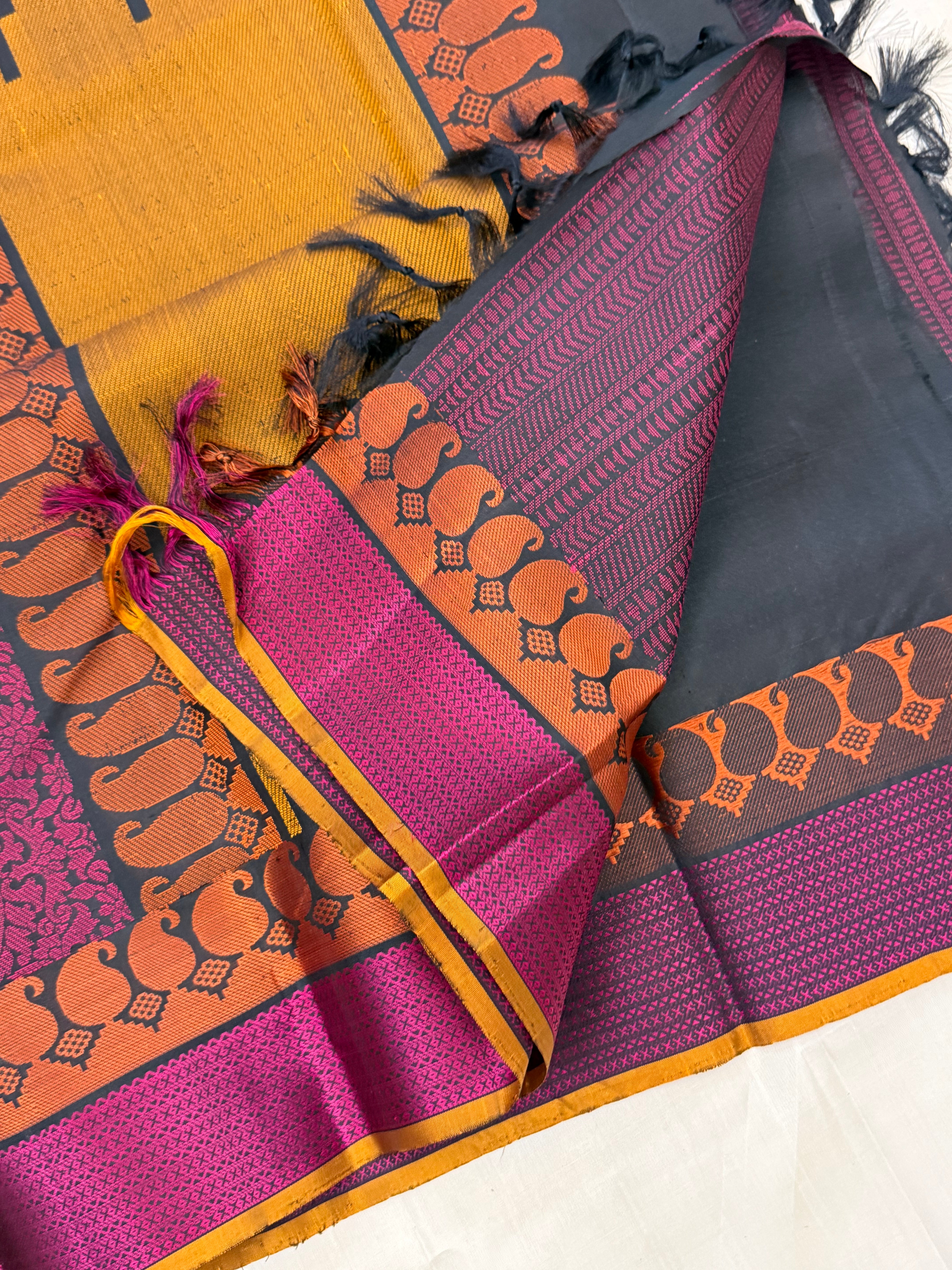 Black manga pet/ Varnangal Thread work  / CLSA11270