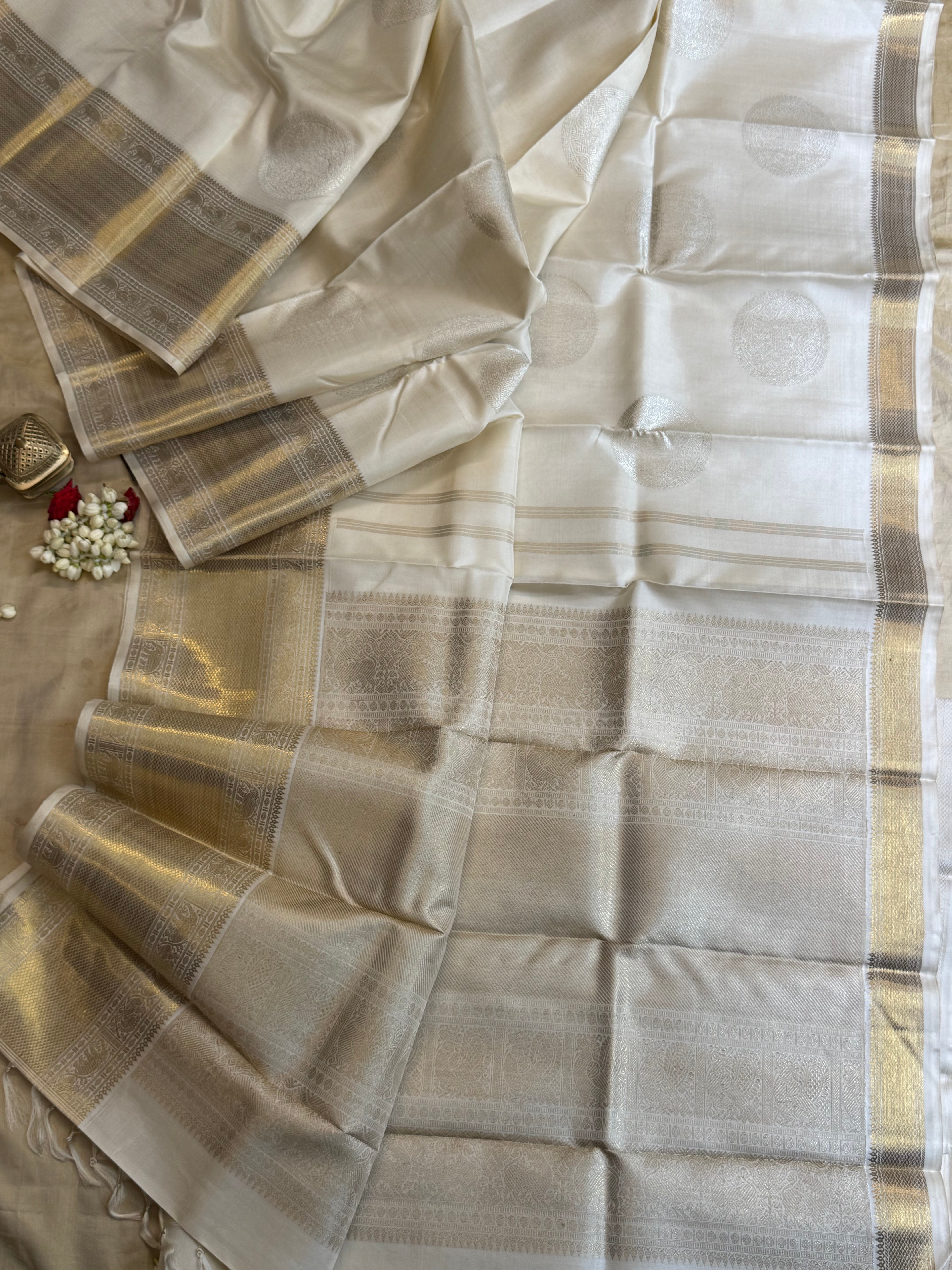 Onam edit - offwhite big yazhi butta/ Kanjipuram silk CLSA2272