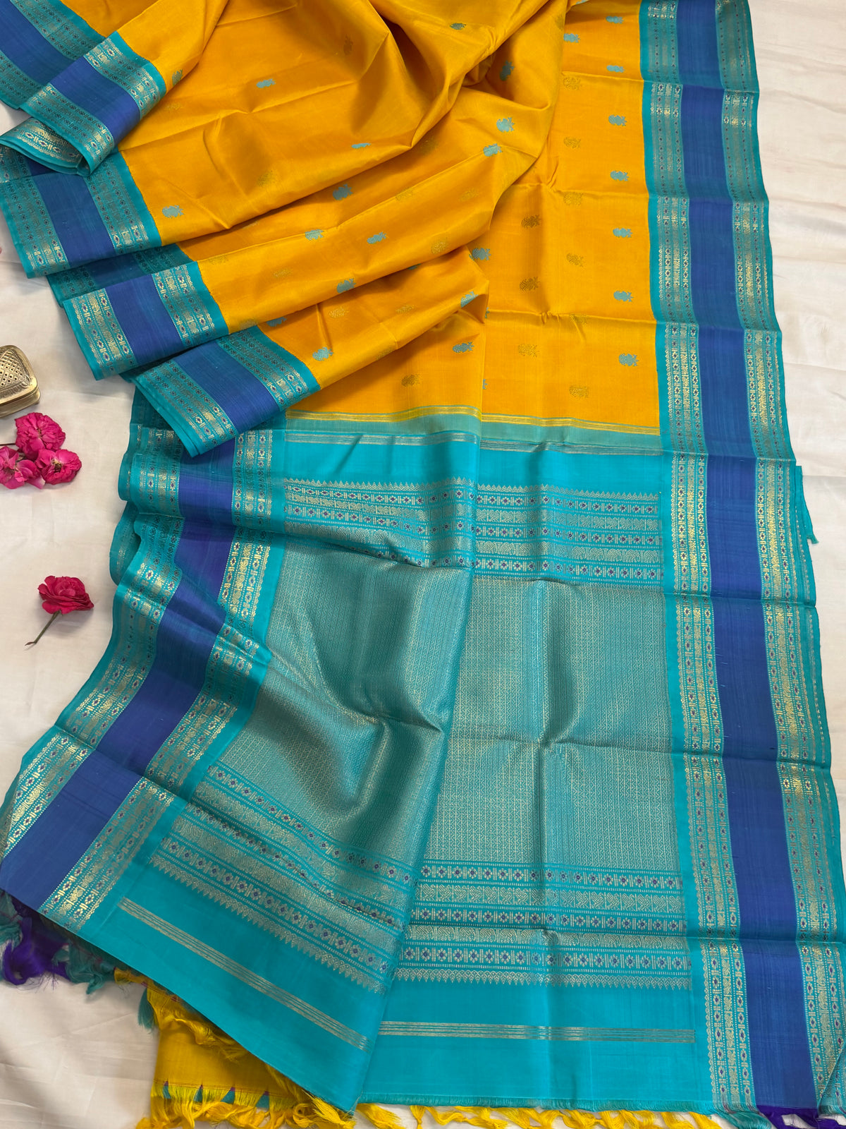 Yellow - Day 1 Navarthri colour pure Zari Kanjipuram silk /Banana yellow Korvai