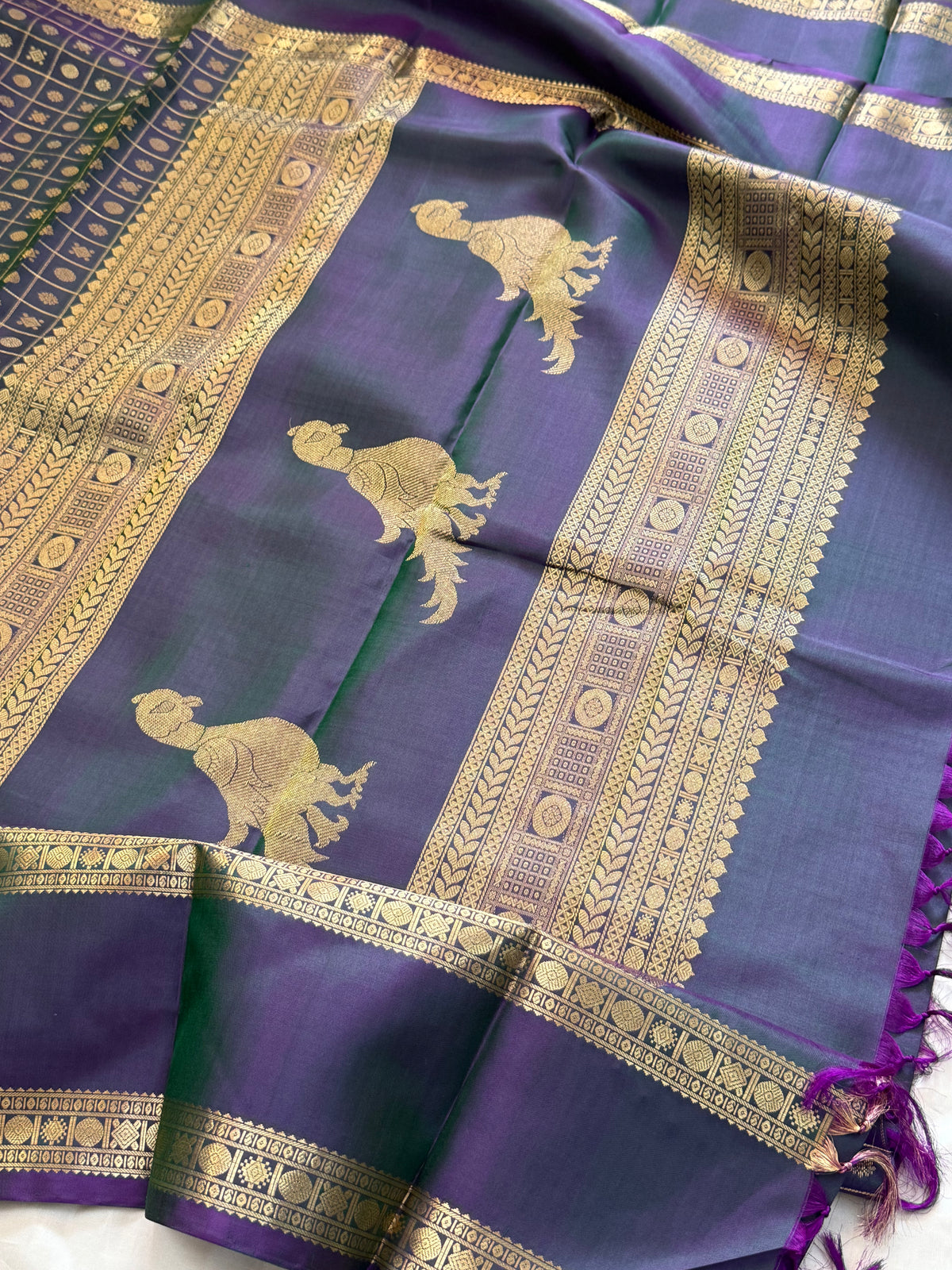 Purple shot pink lakshambutta kili pallu/ Special edition kanjipuram silk