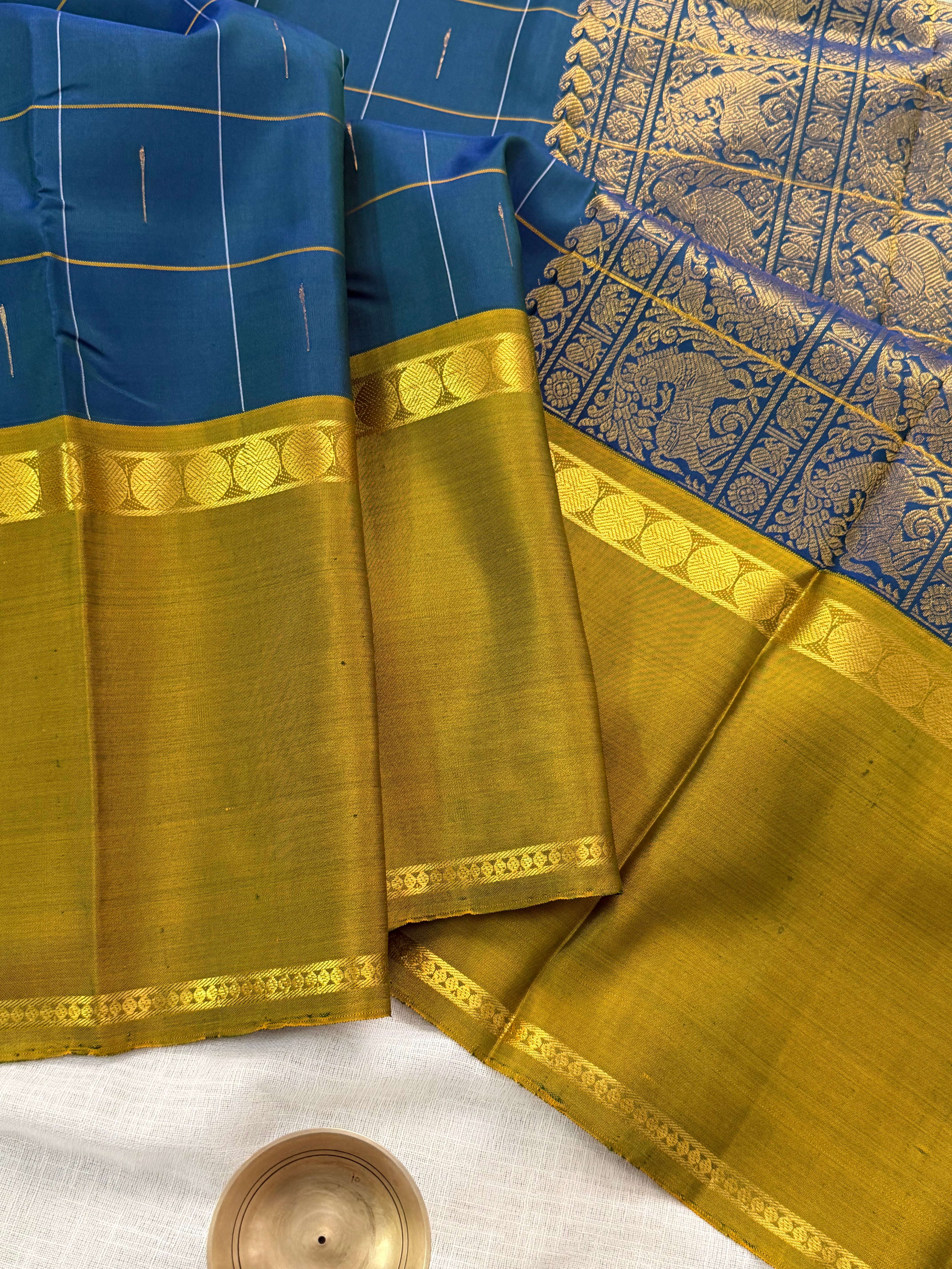Ganga Jamuna kattam Butta  / Arani silk