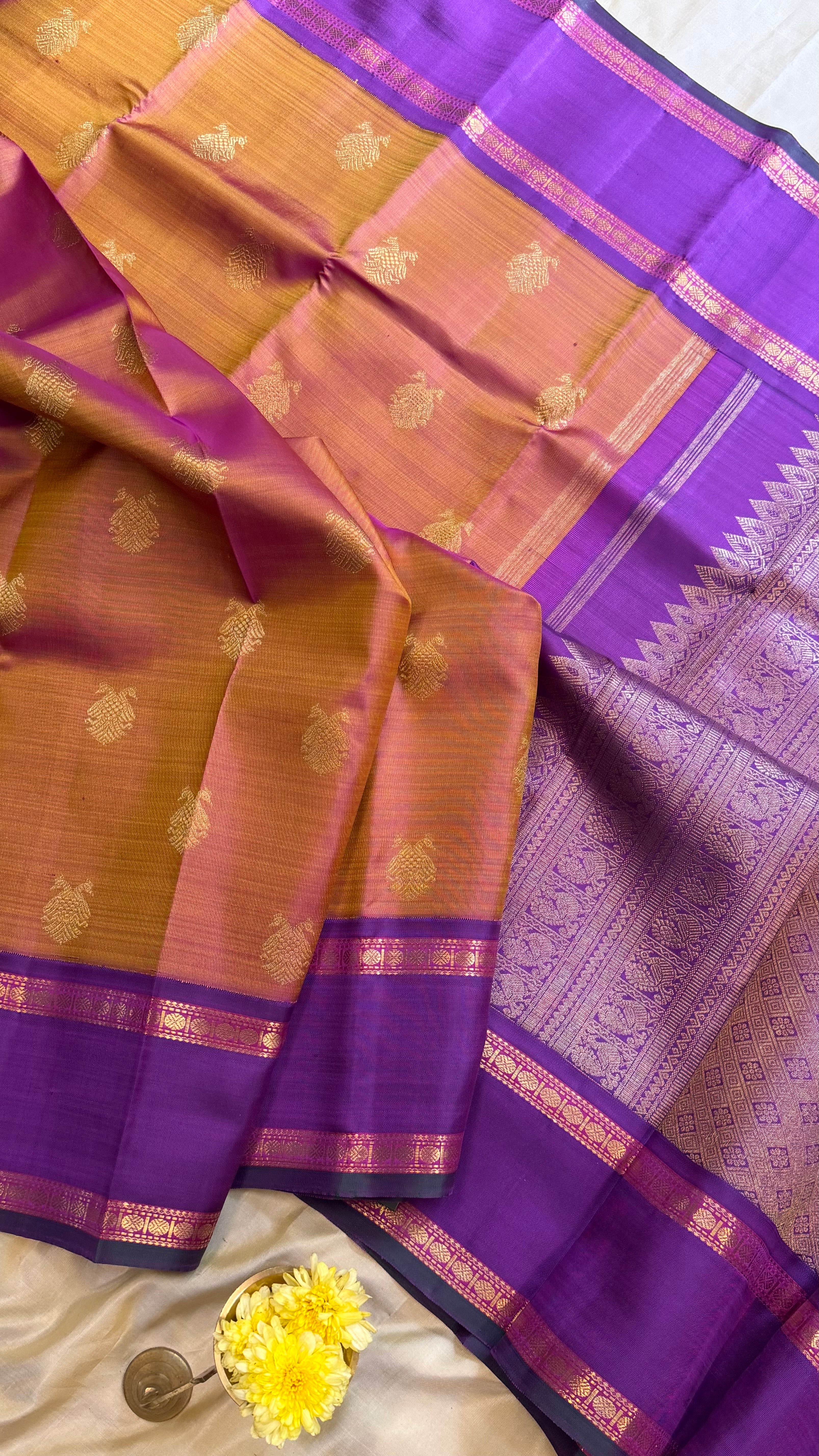 Honey shot purple rettapet border kai korvai/ Kanjipuram Silk