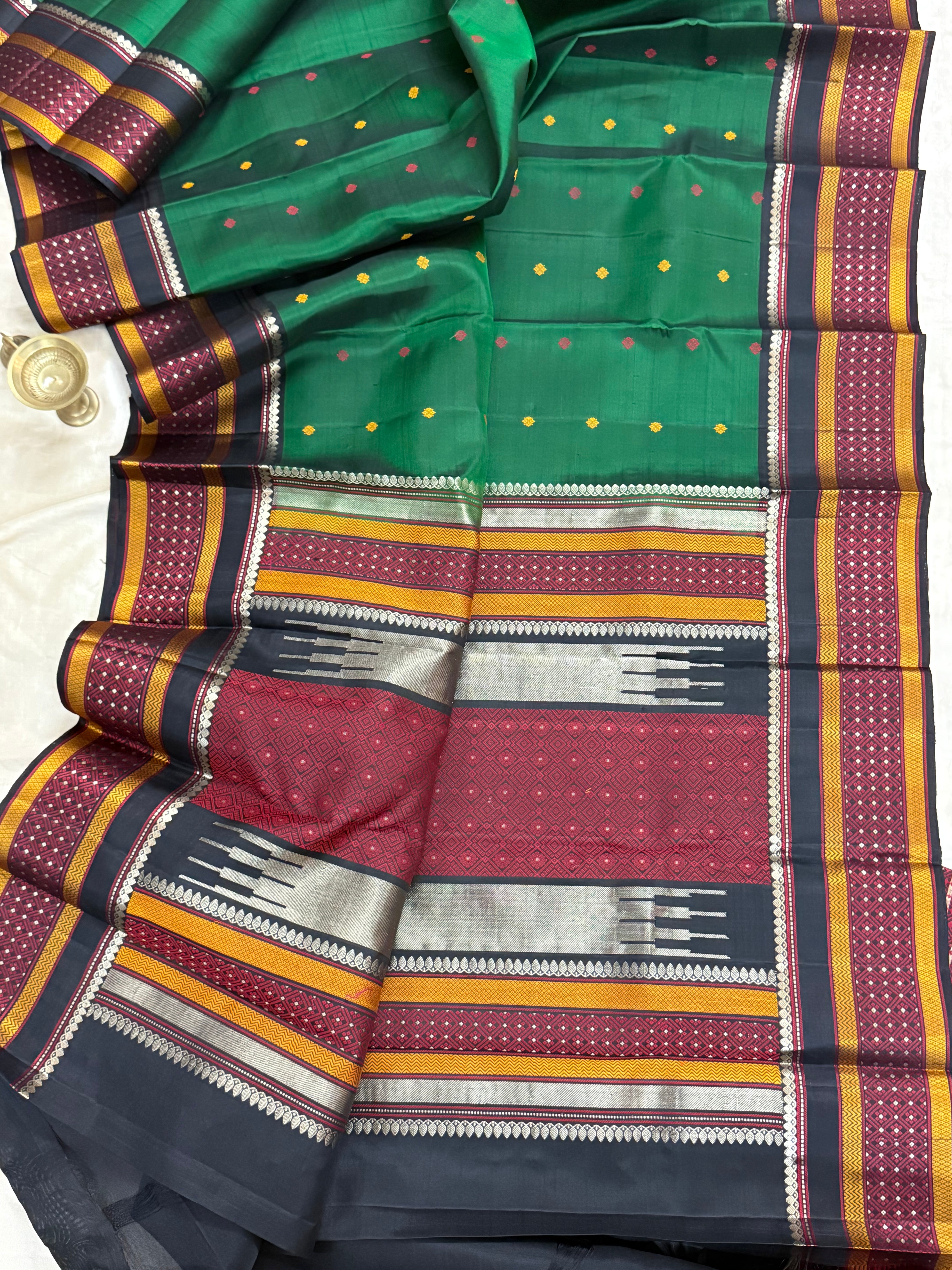 Dark green and black / Varnangal Soft Silk
