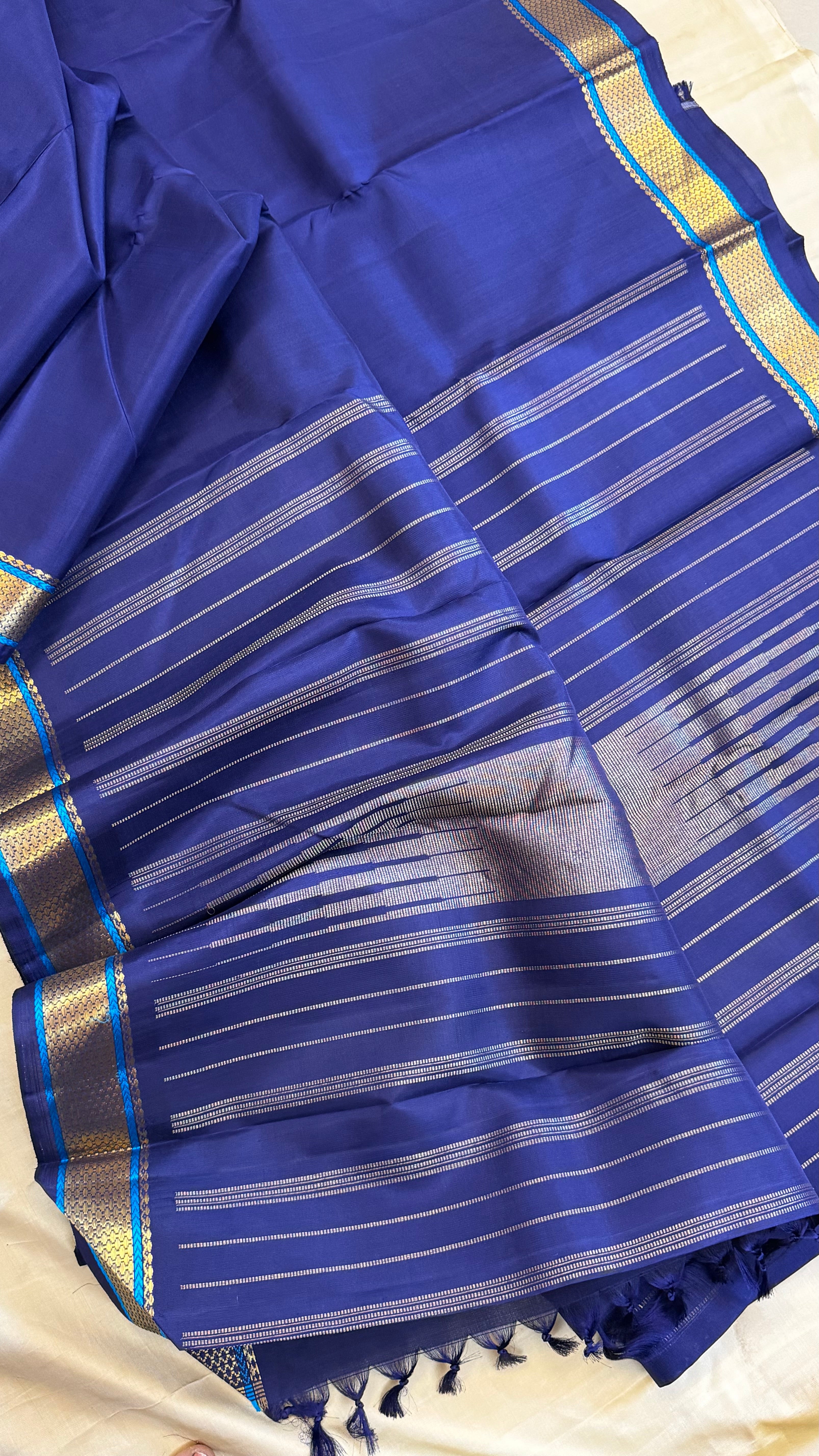 Dark blue getti border/ Kanjipuram Silk
