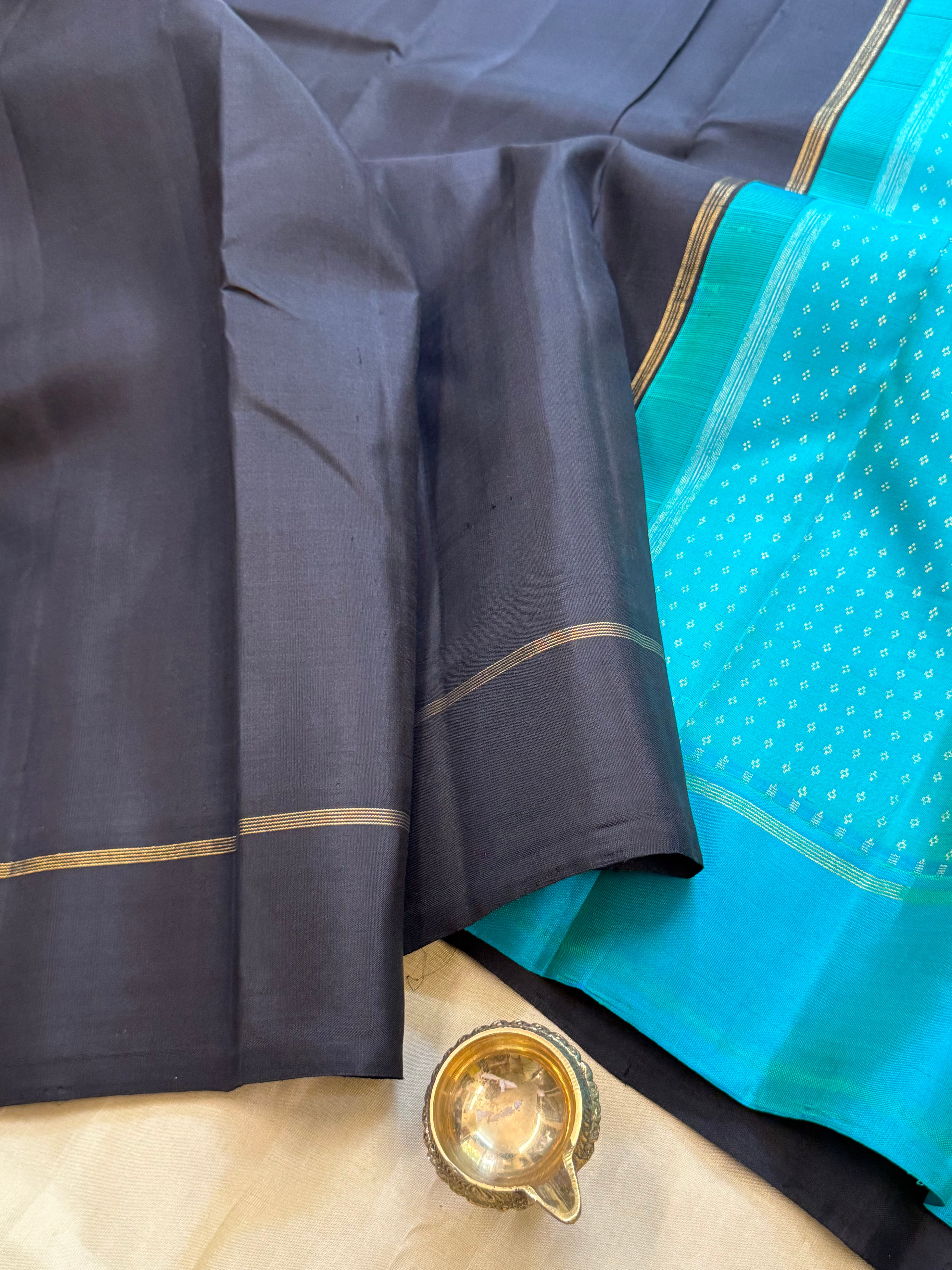 Black and turquoise blue/ kanjipuram silk