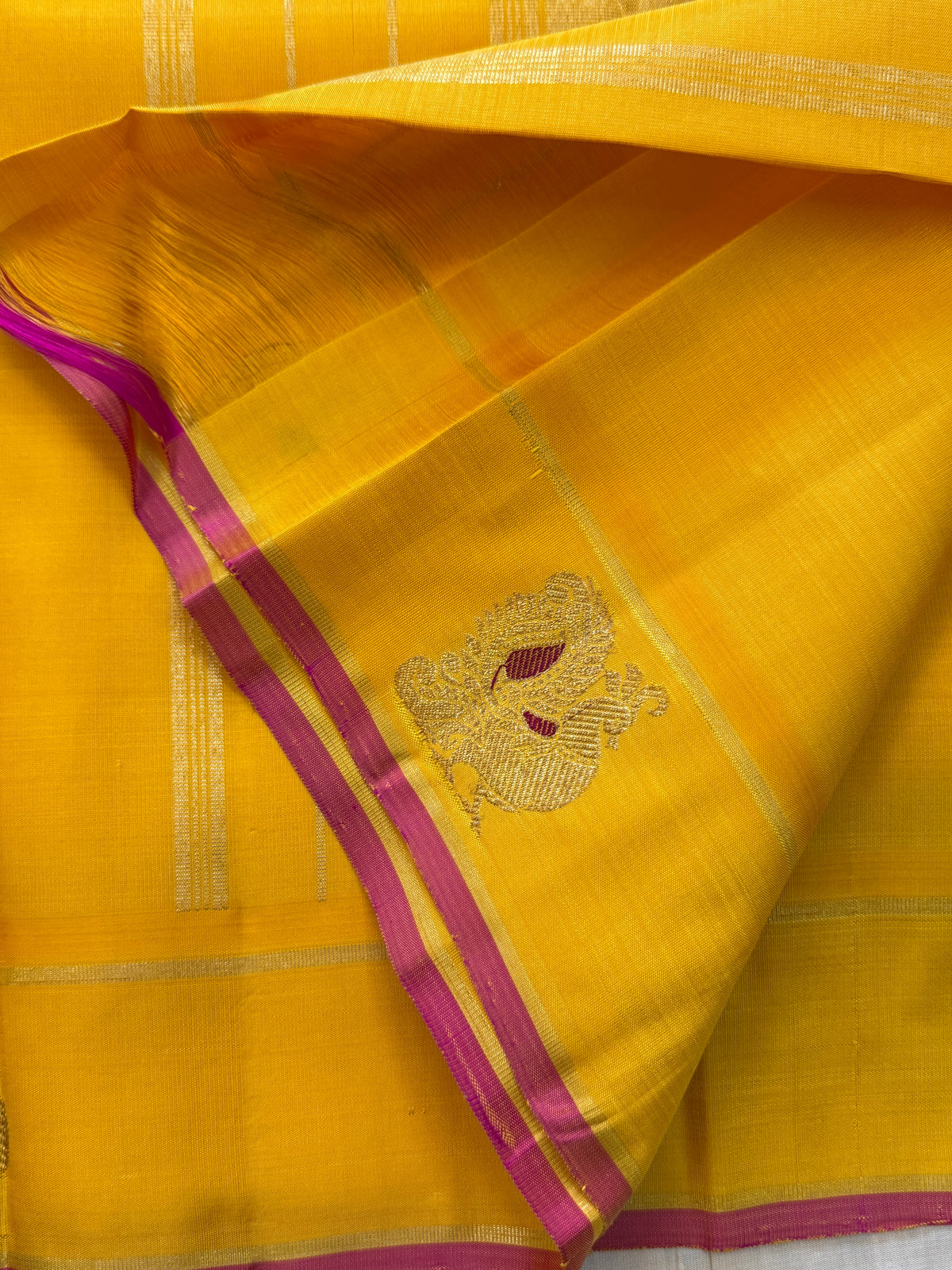 Yellow border Butta / Kanjipuram silk saree clsa 11066