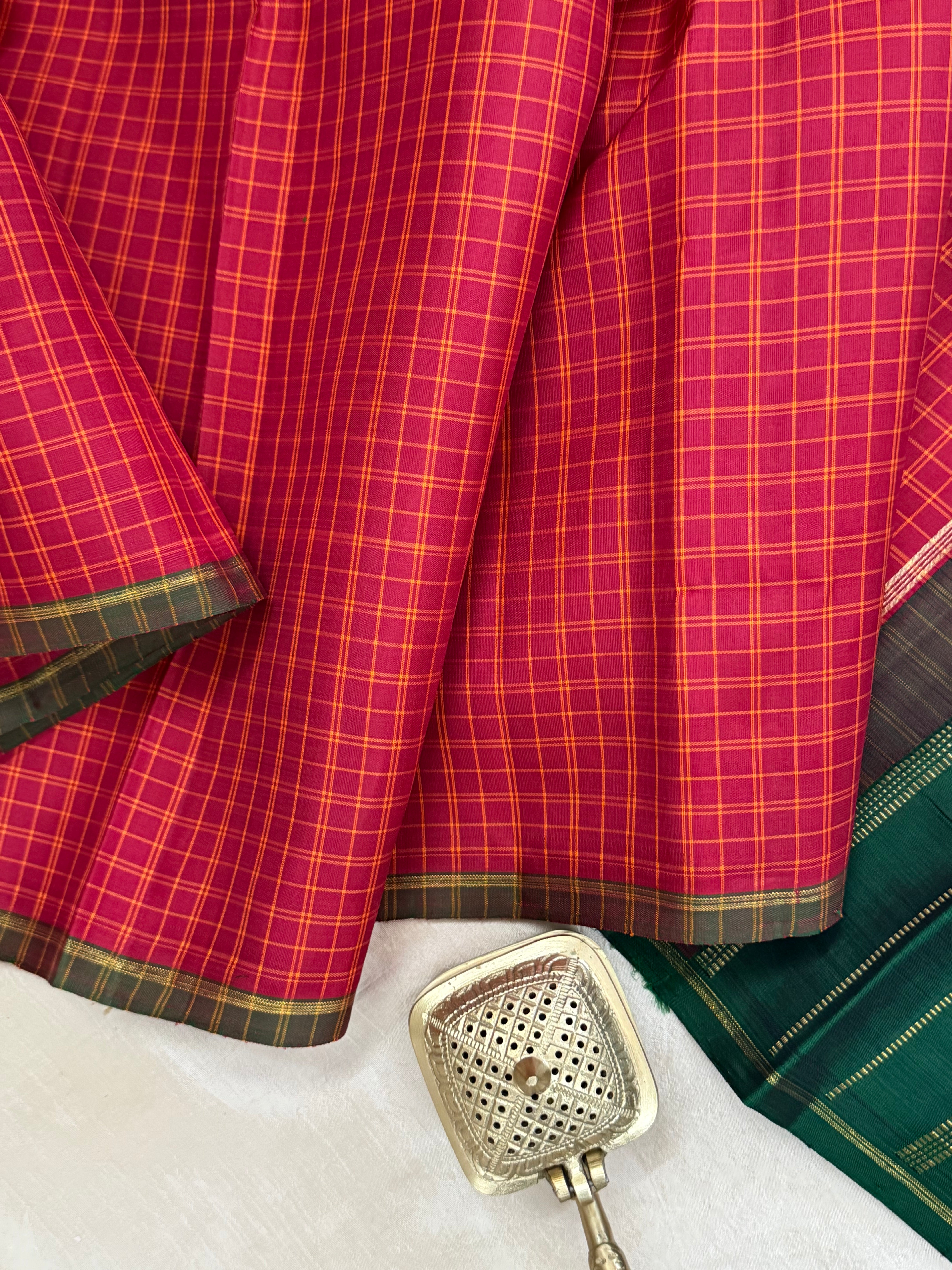 Araku kattam borderless/ Kanjipuram silk