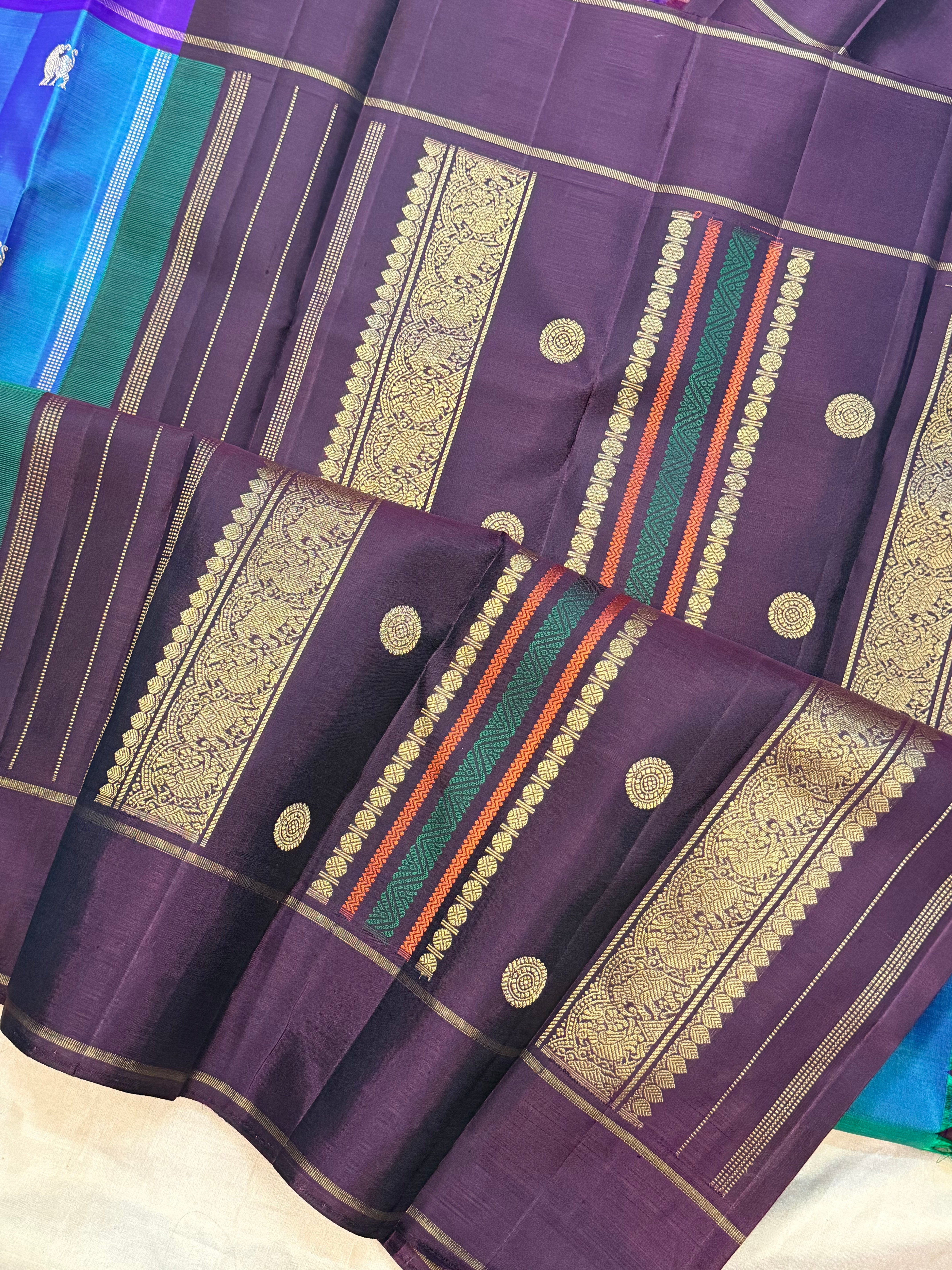Peacock blue yazhi butta and deep pakku unique pallu / Kanjipuram silk CLSA8231