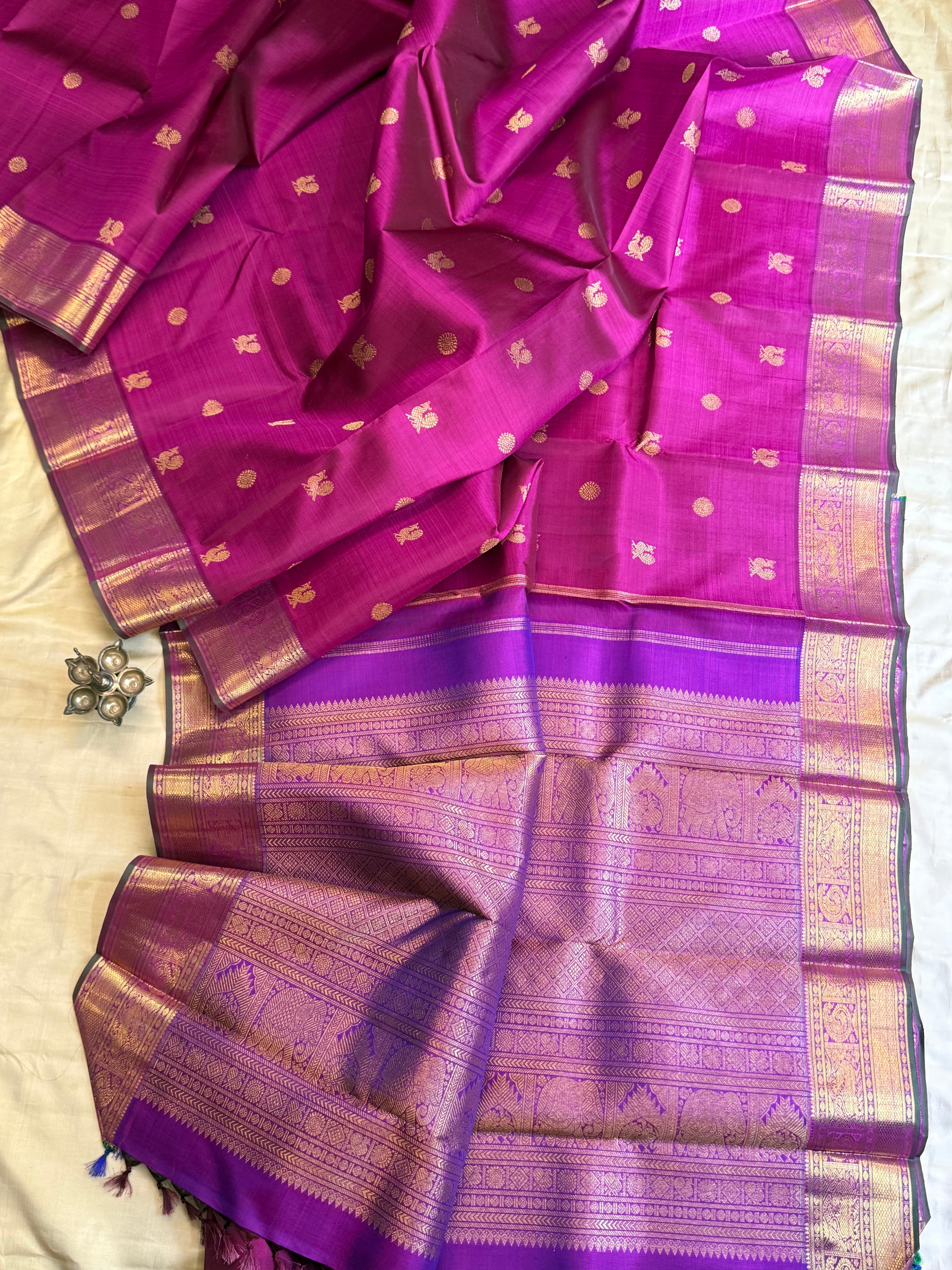 Magenta pink and purple / Kanjipuram silk