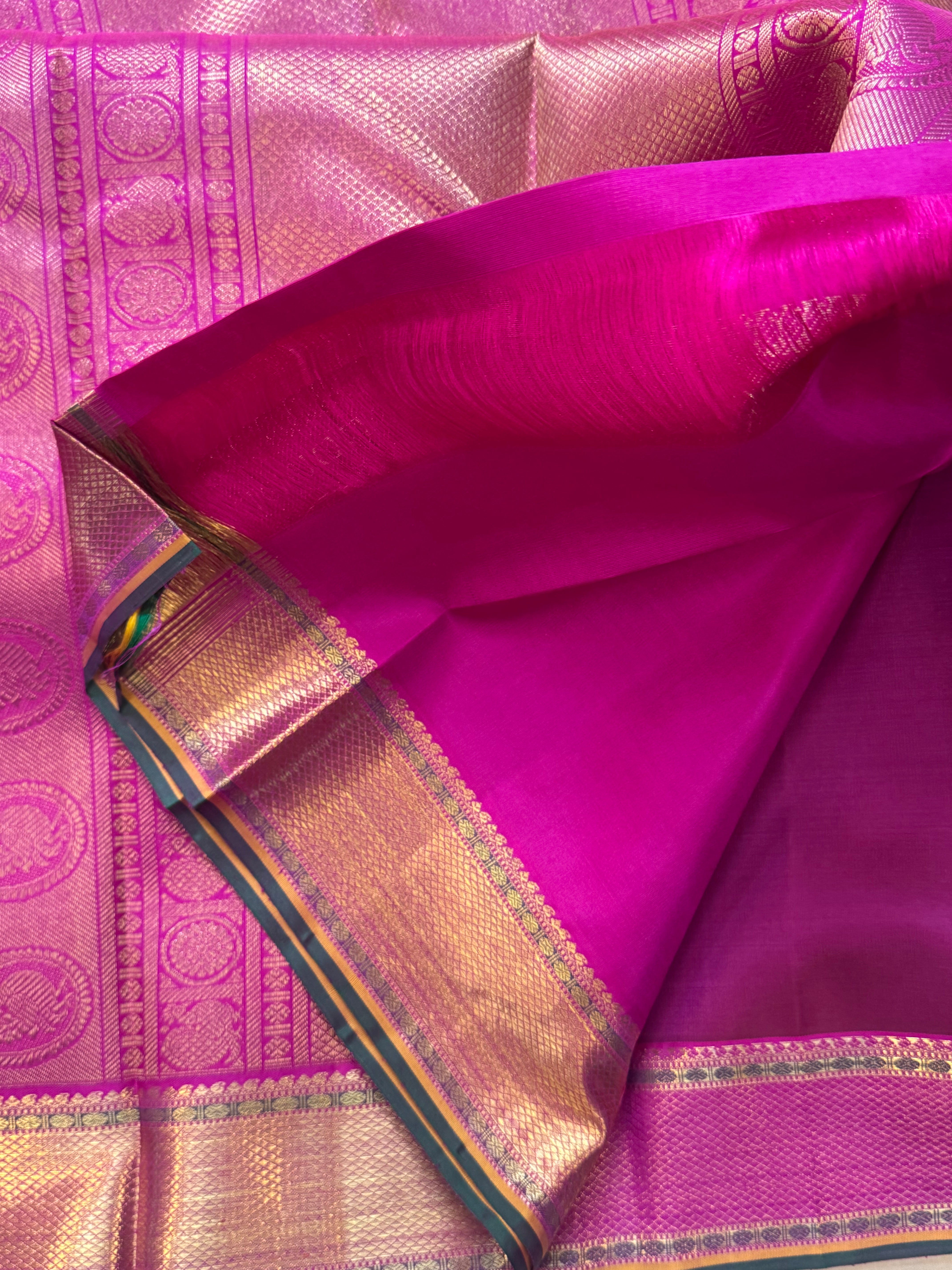 Swapnam : Vadamalli irutalaipakshi Butta / kanjipuram silk