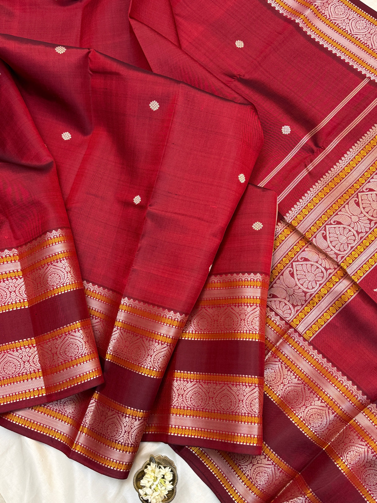 Festivel edit _Special edition _long border with body thread butta silk saree/clsa 12410