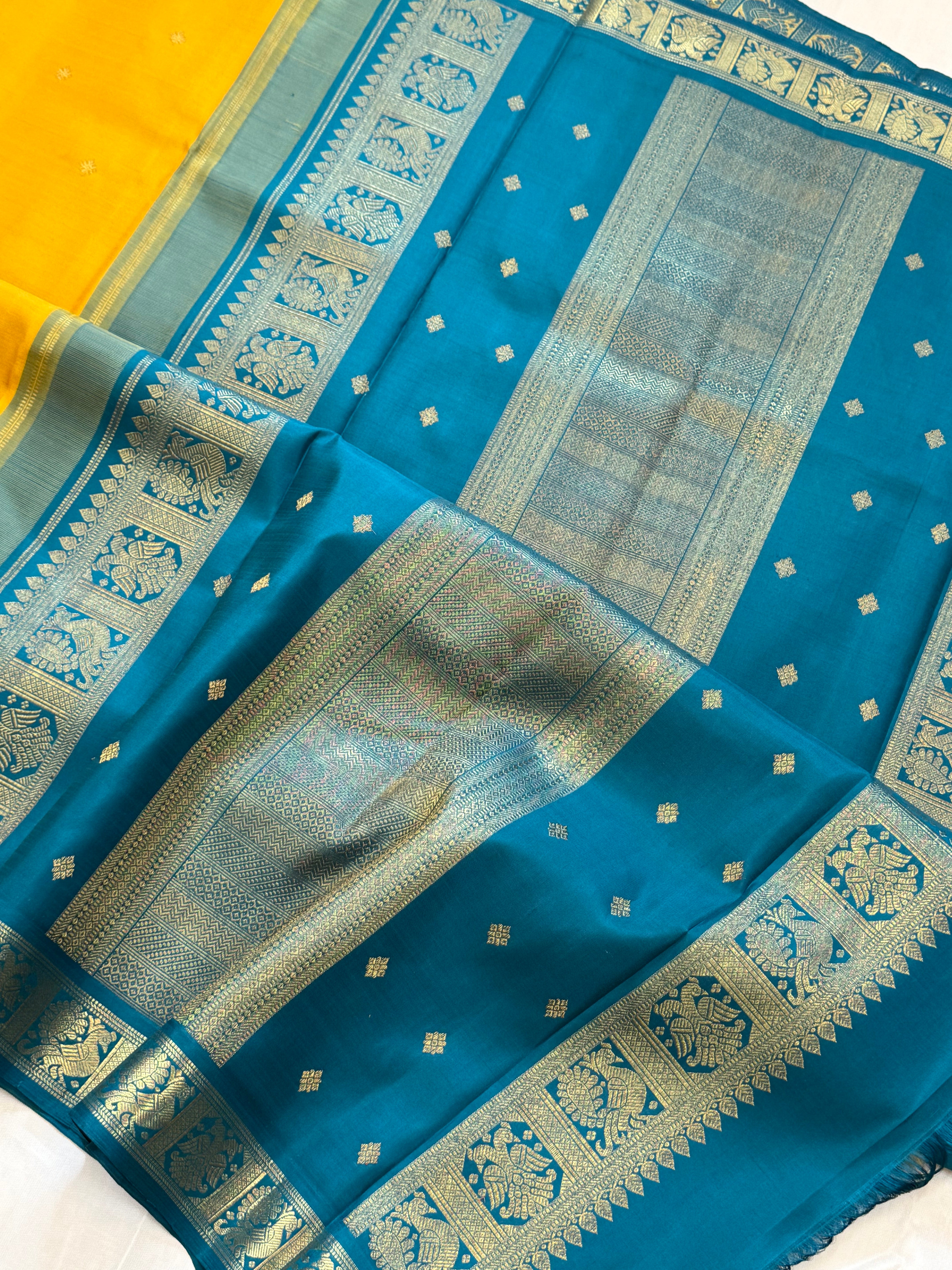 Mustard yellow Kai Korvai with unusual teal blue border/ kanjipuram silk CLSA 10321