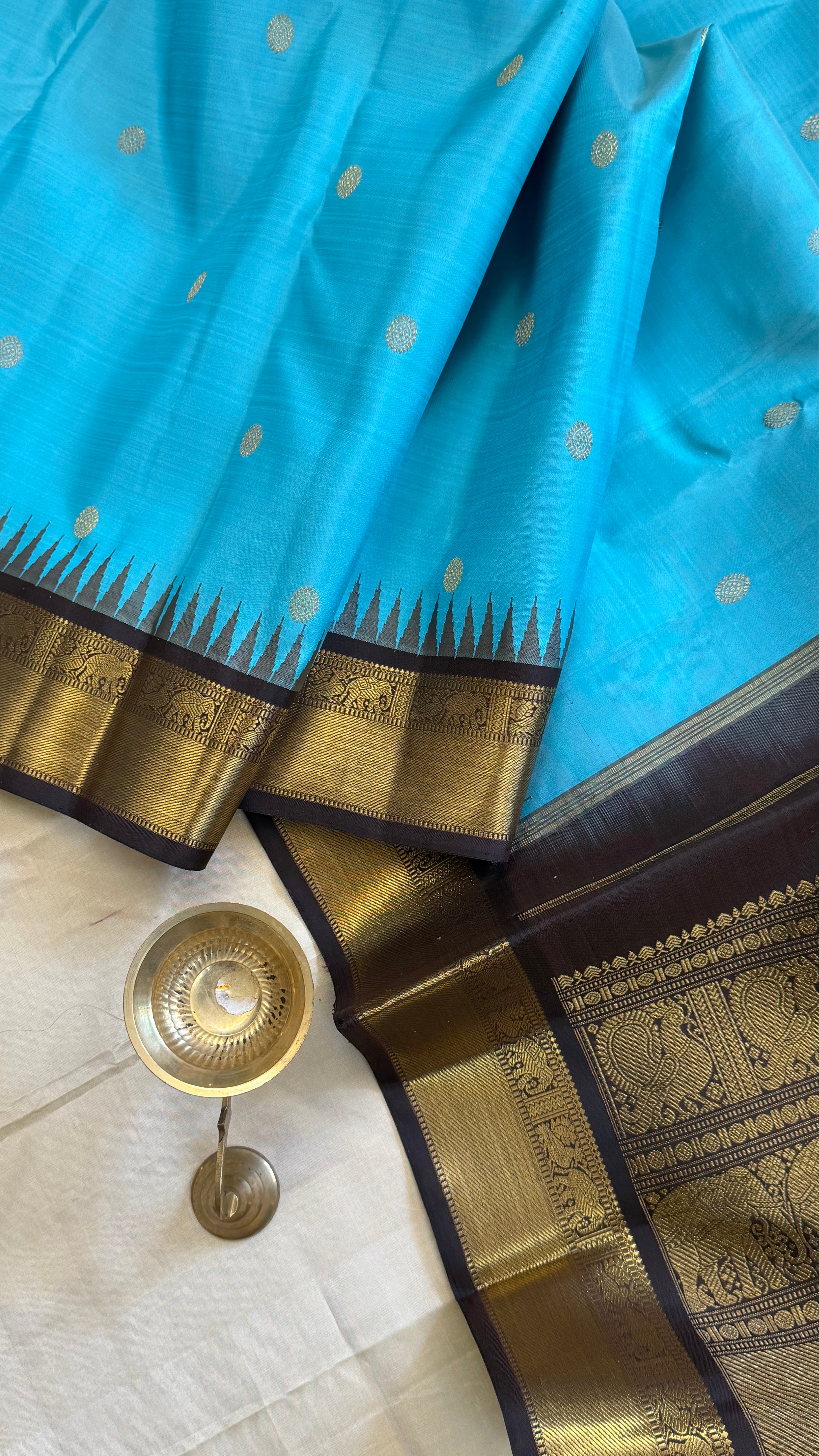 Light Aanadha blue and coffeebrown kai korvai/ Kanjipuram Silk