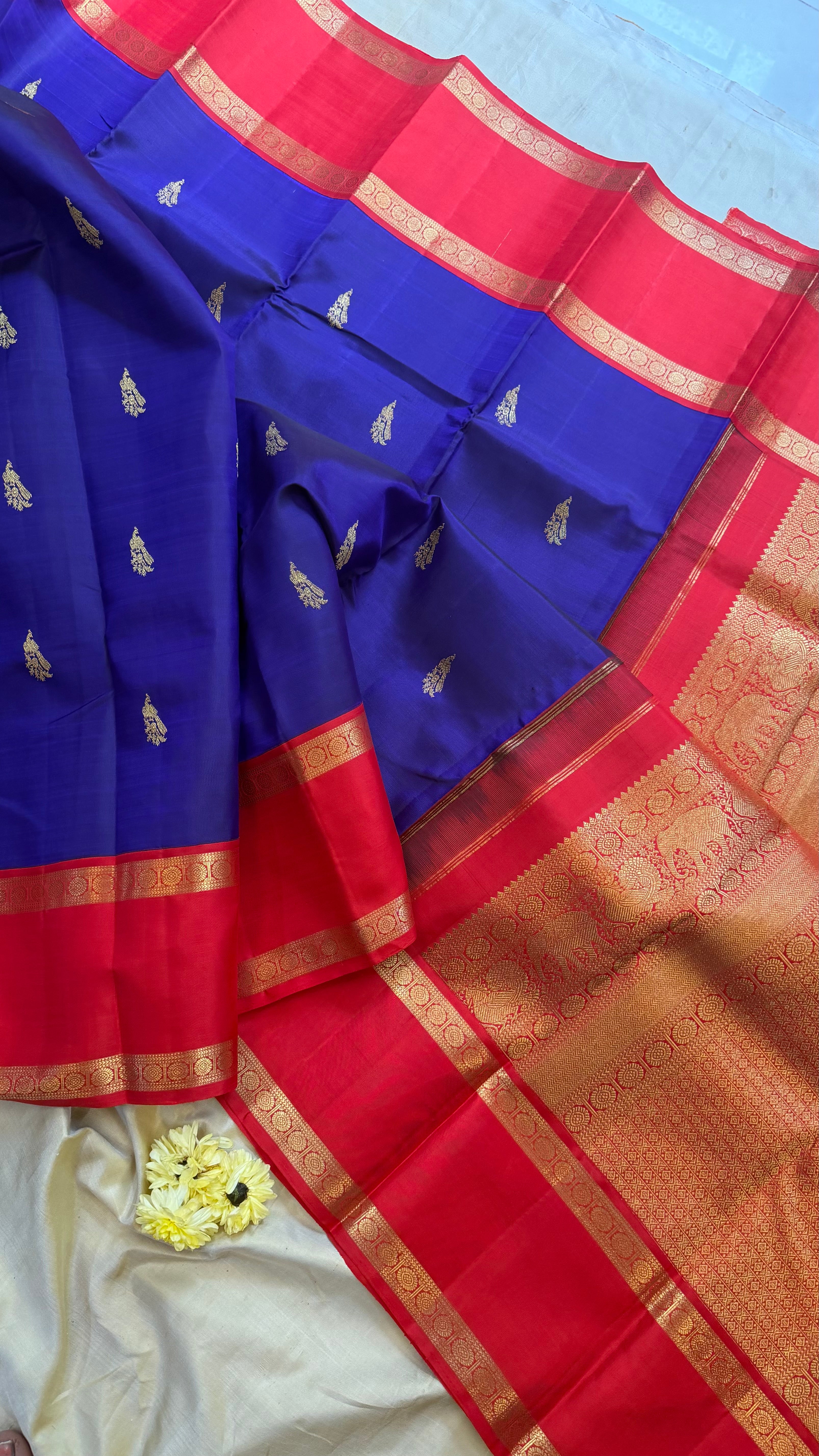 Purplish shot blue and red rettapet border kai korvai/ Kanjipuram Silk