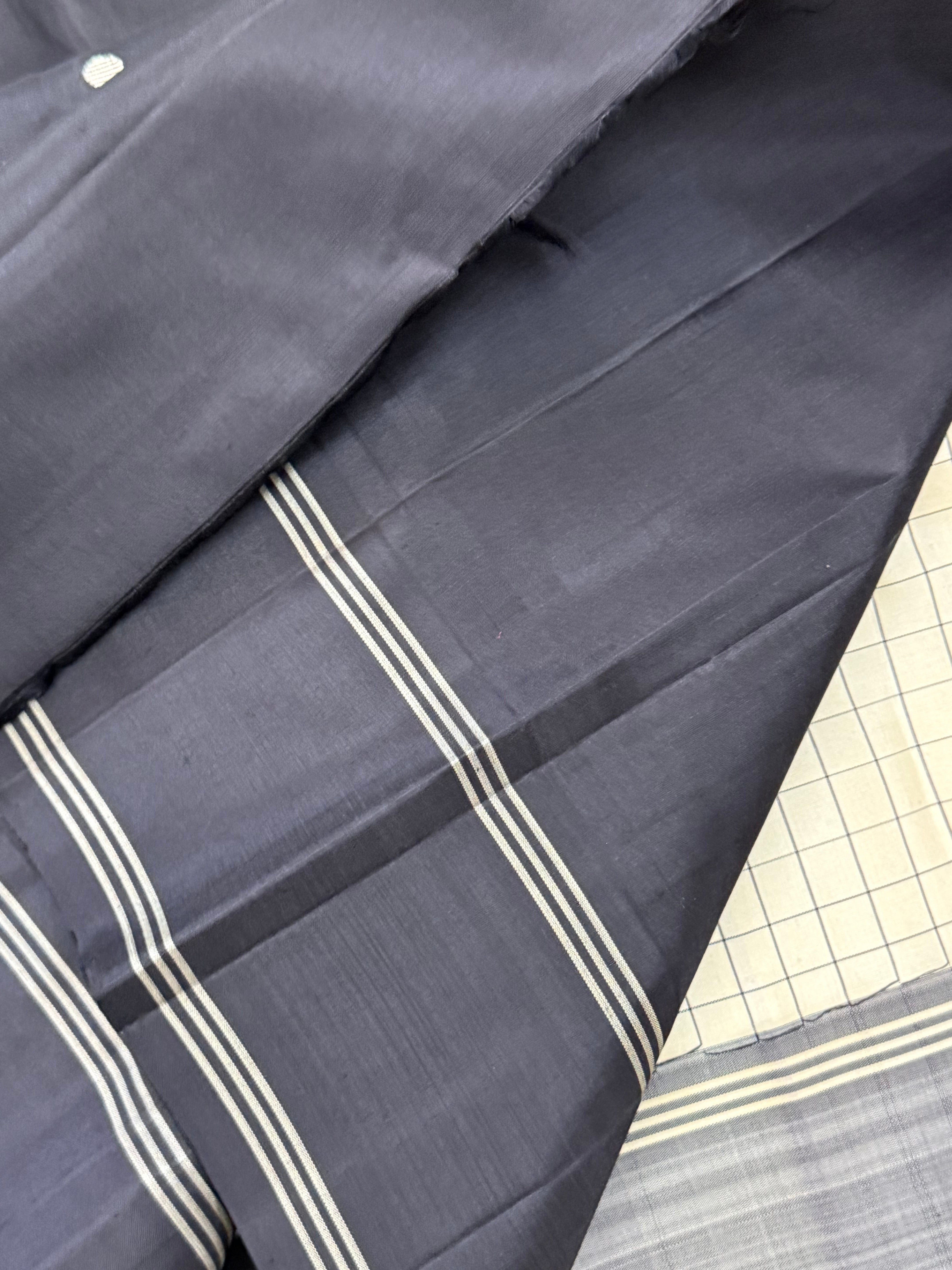 Off white checks with thread Butta/Aarani silk