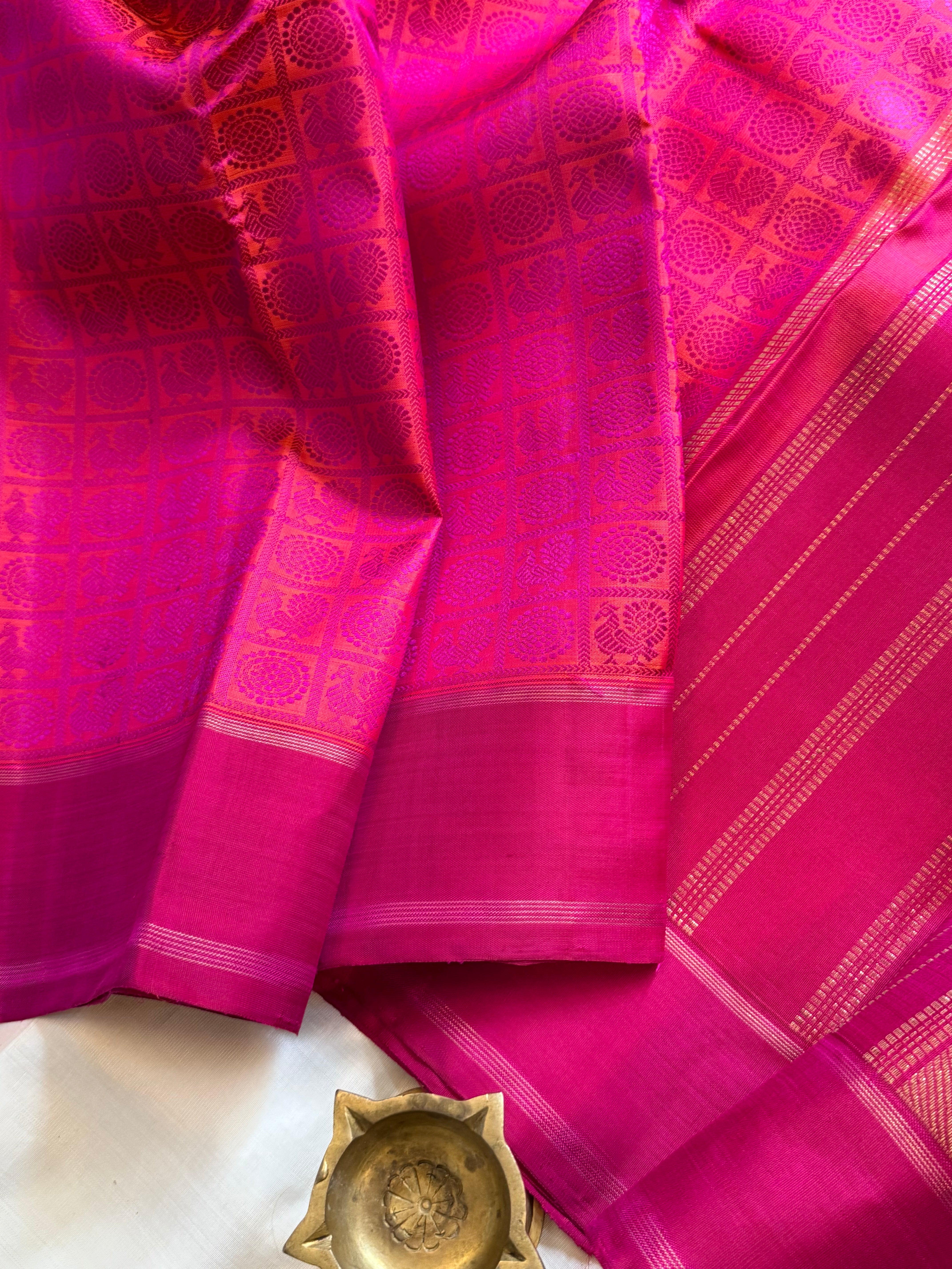 1000 butta border dark pink kanjipuram silk