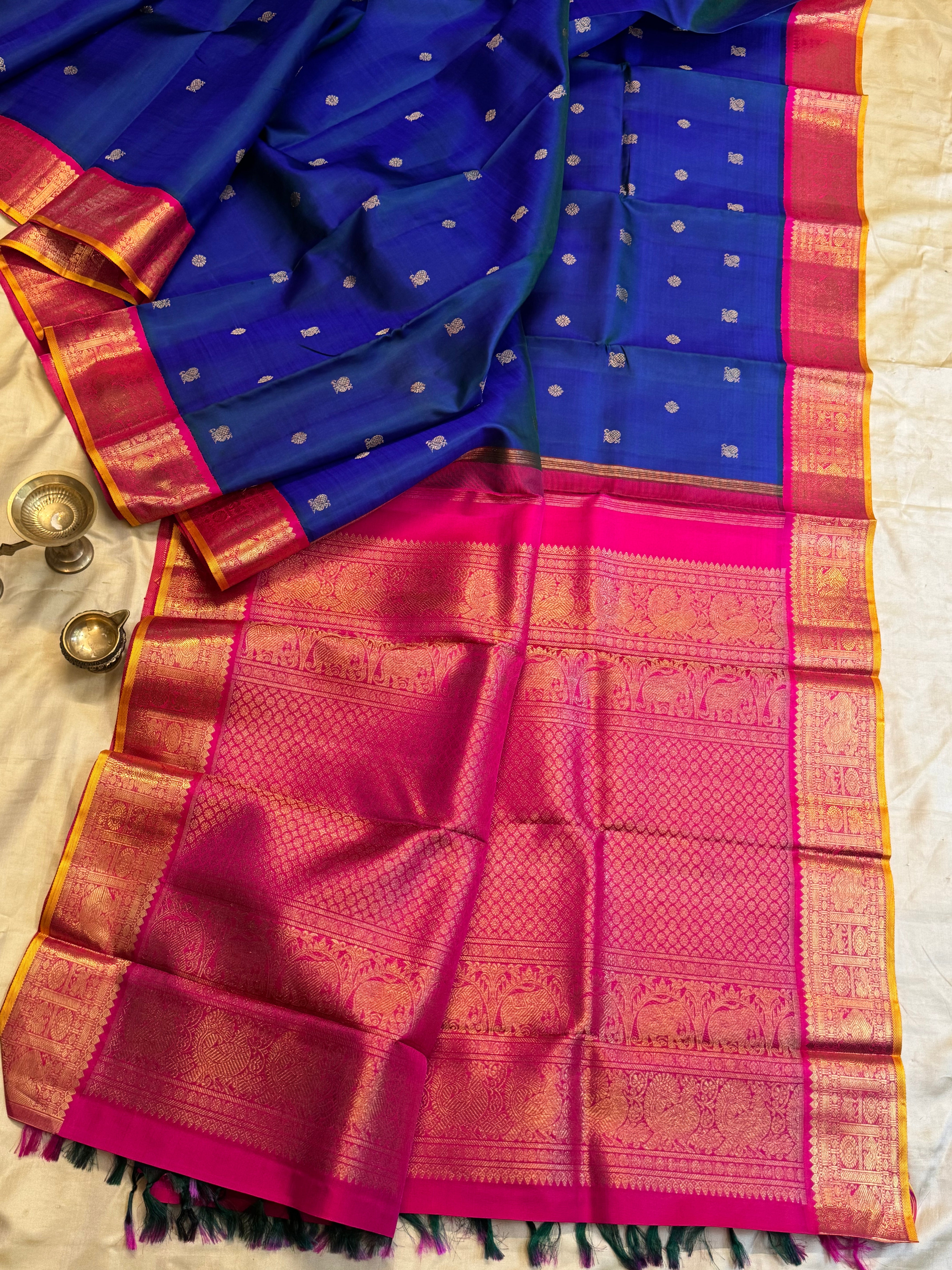 AALAYAM :  Mayilkazhuthu kanjipuram silk