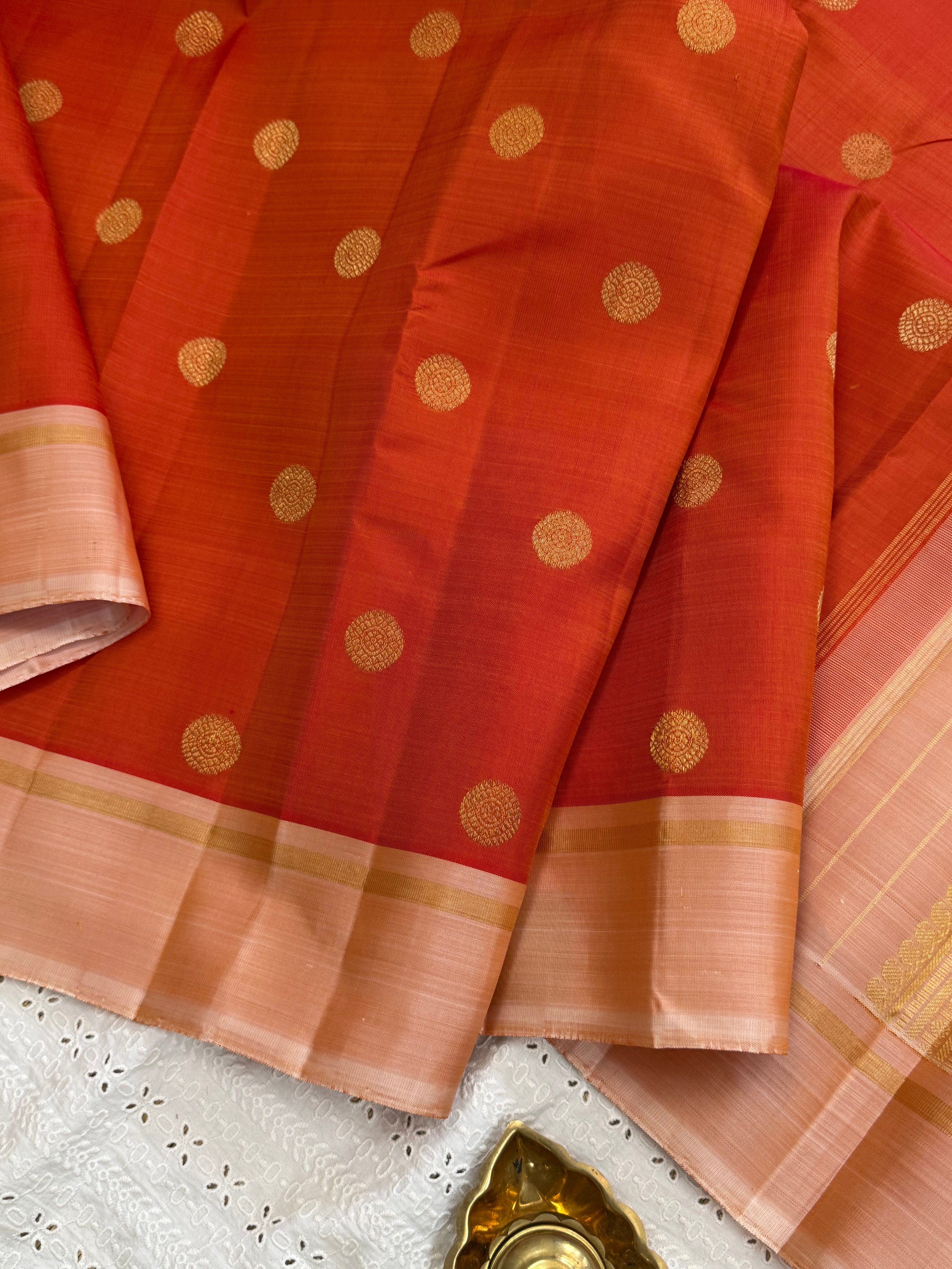 Rust round butta / Kanjipuram Silk CL10138