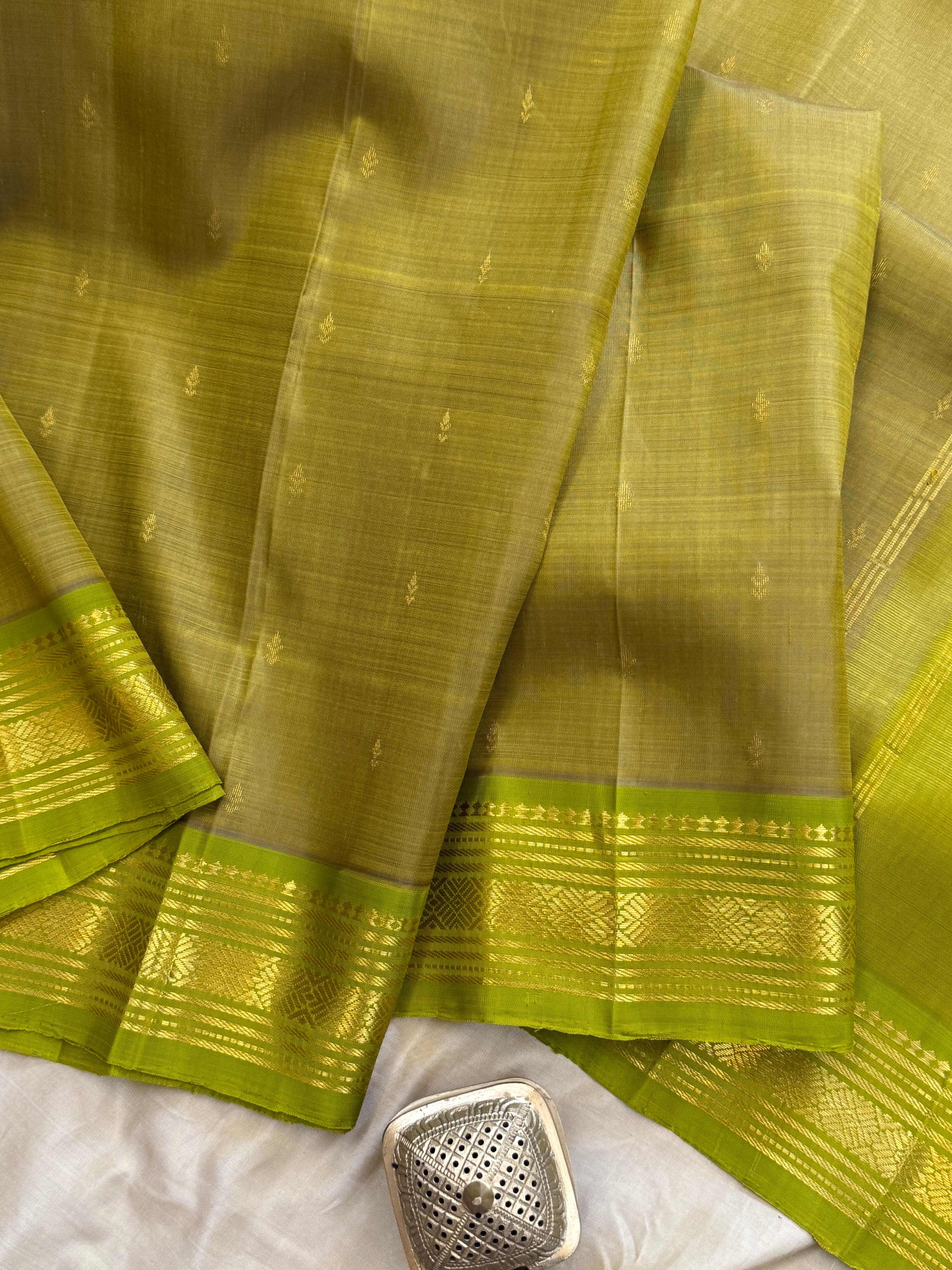 Lime green / Arani silk CLSA 9932