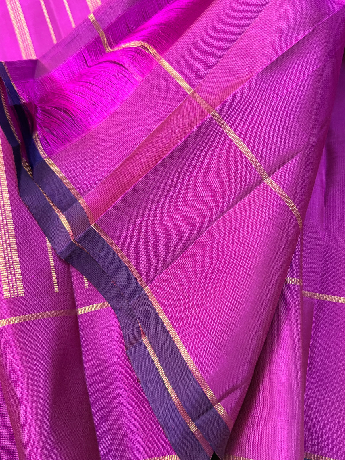 Majenta and body zari Butta / kanjipuram silk saree clsa 12367