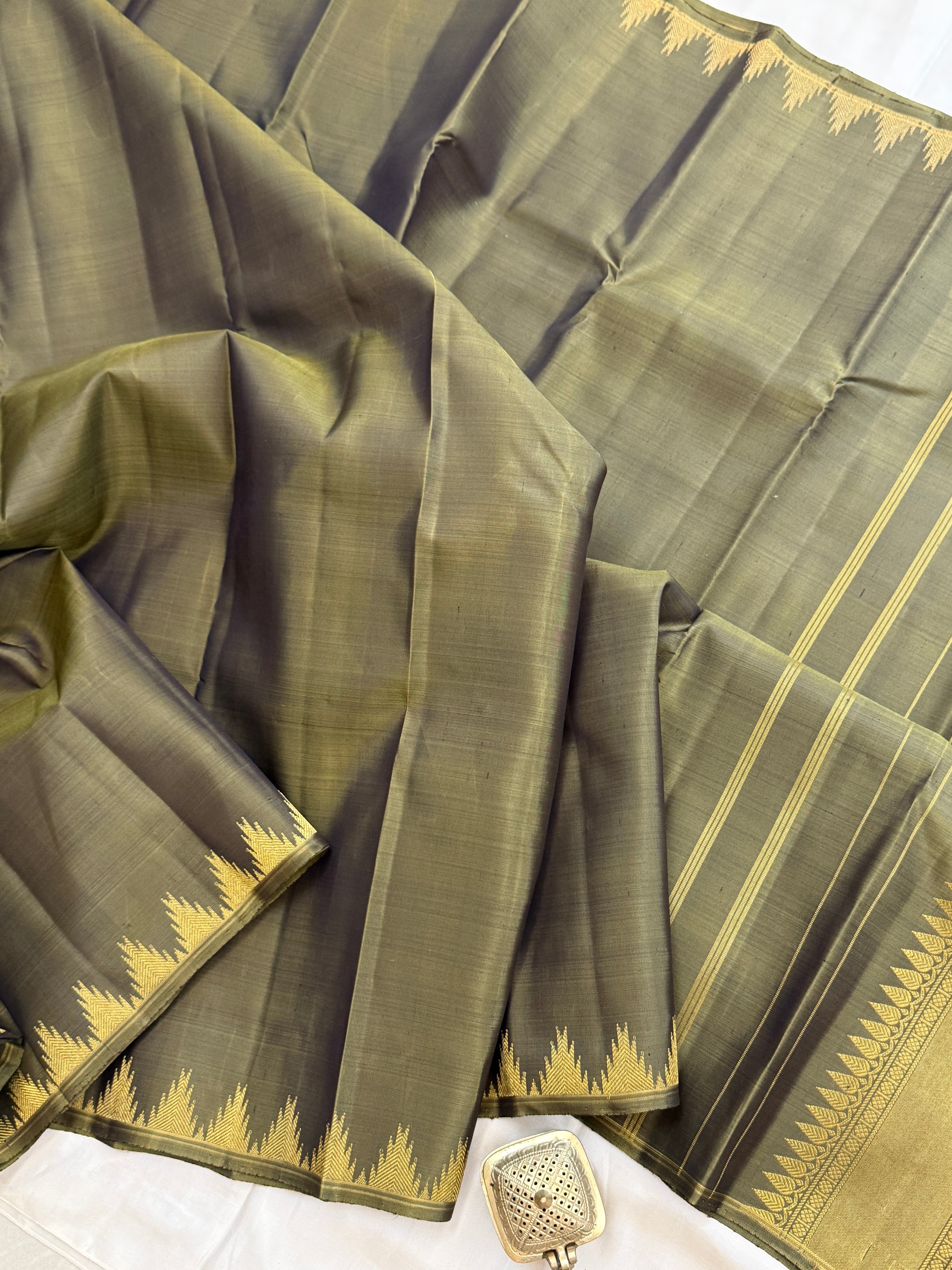 8 Kol / Kanjipuram silk saree clsa 11214