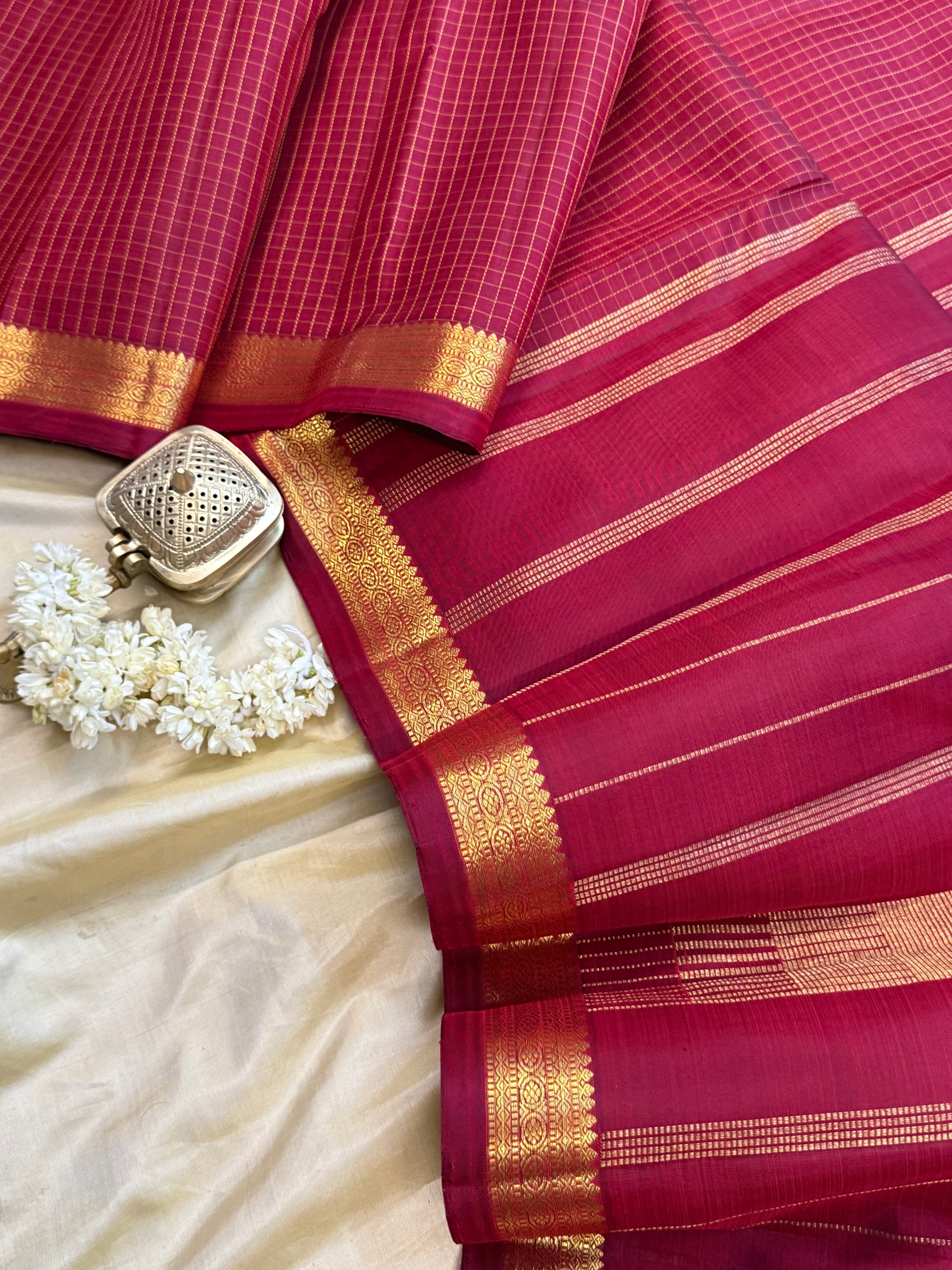 Araku kattam / Kanjipuram silk