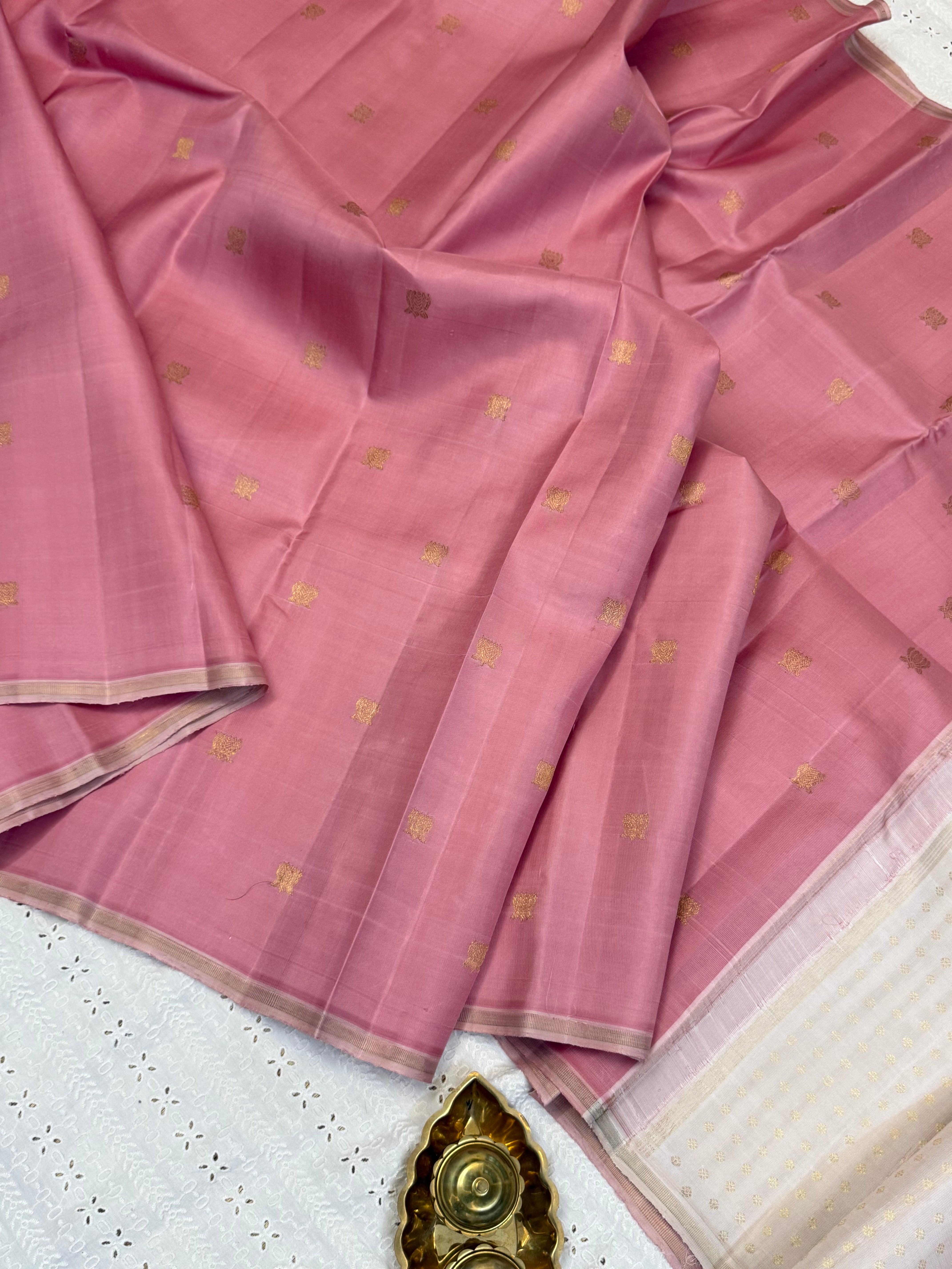 Pastel pink with lotus Butta border less / kanjipuram silk saree CLSA9777