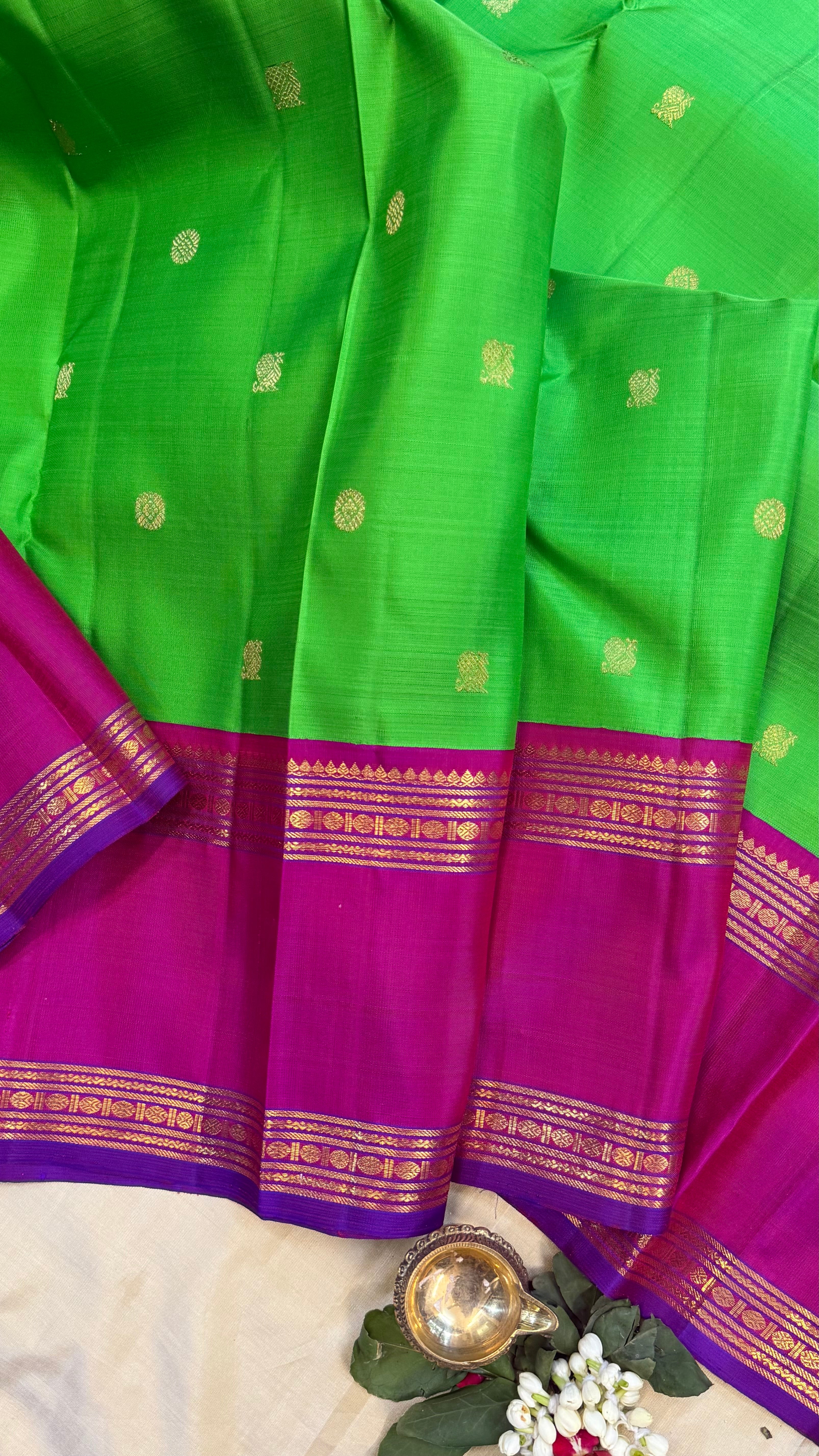 Parrot green and pink rettapet border kai korvai/ kanjipuram silk