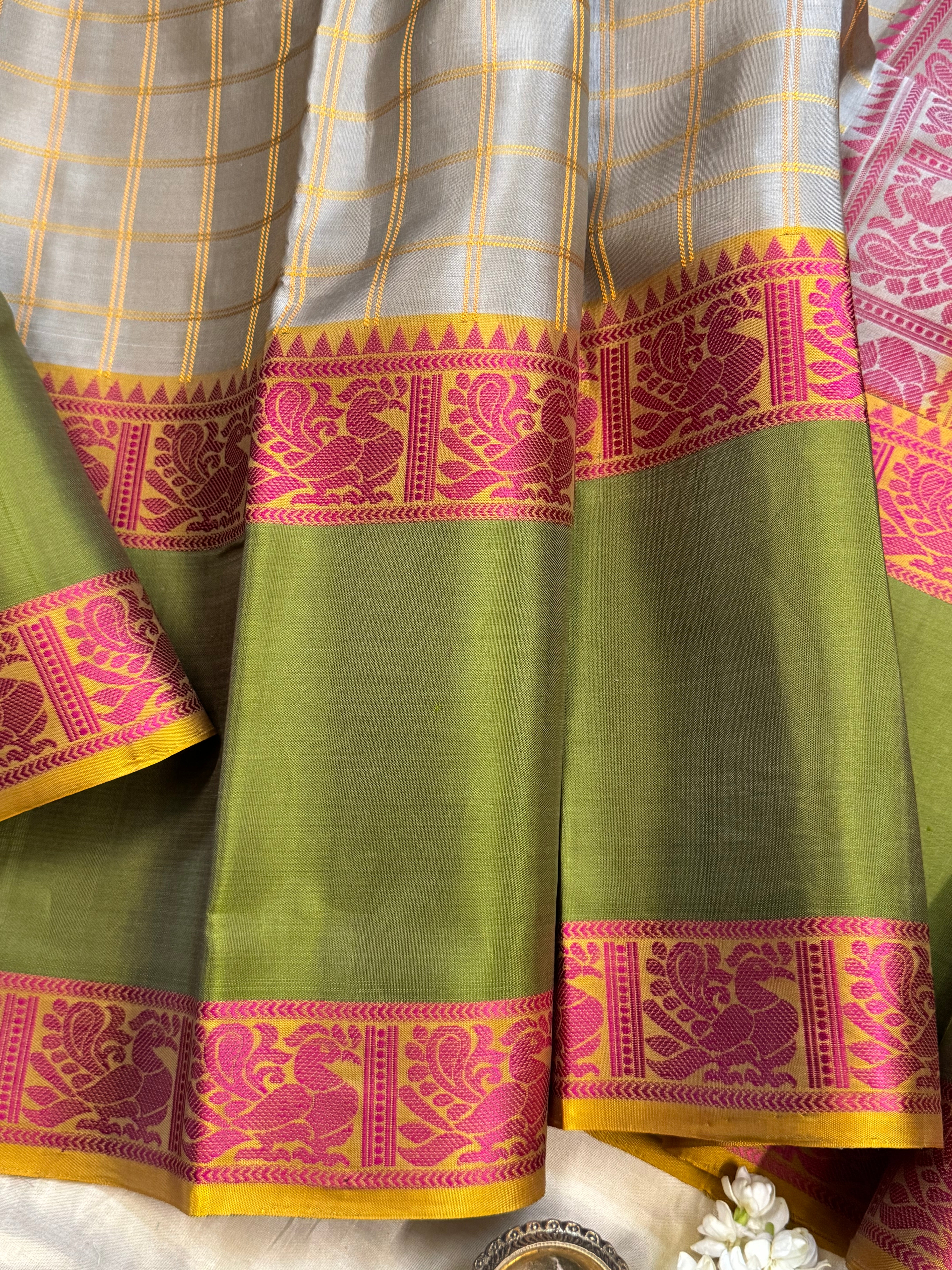 Grey kattam long border/ Varnangal soft silk