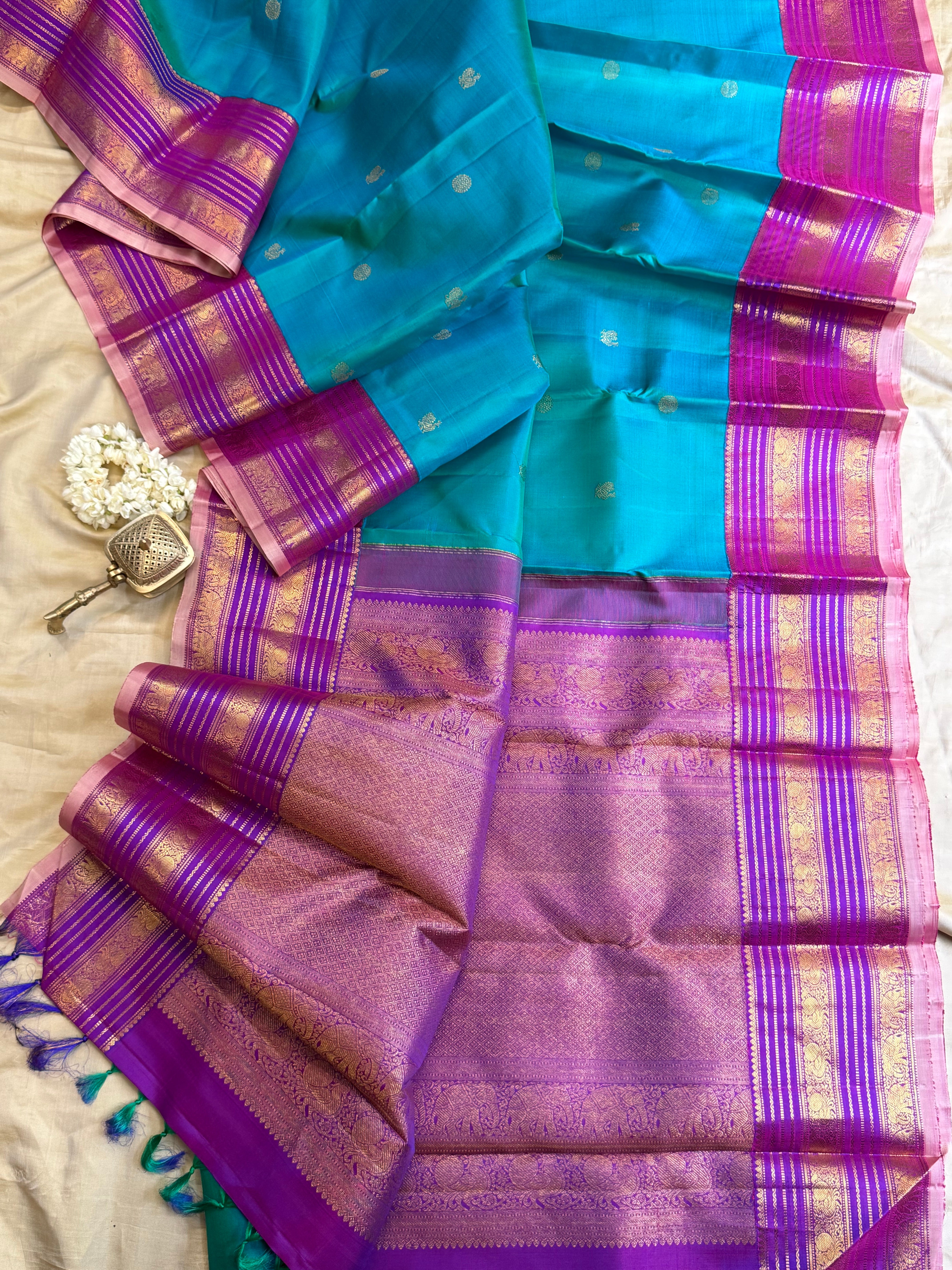 Blue shot green and purple varisapet border/ Arani silk CL10111