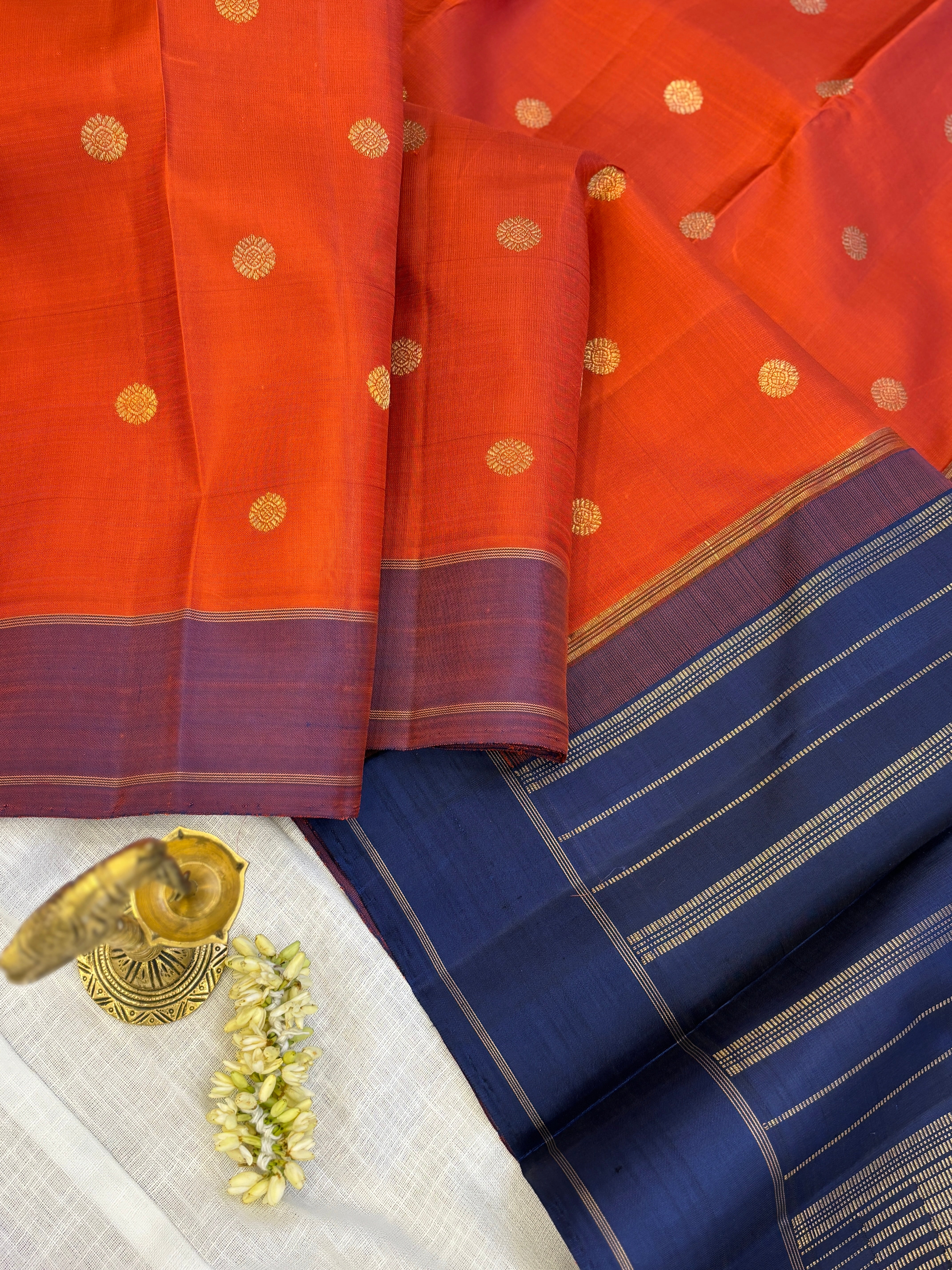 Rustic orange kamalam butta / kanjipuram silk