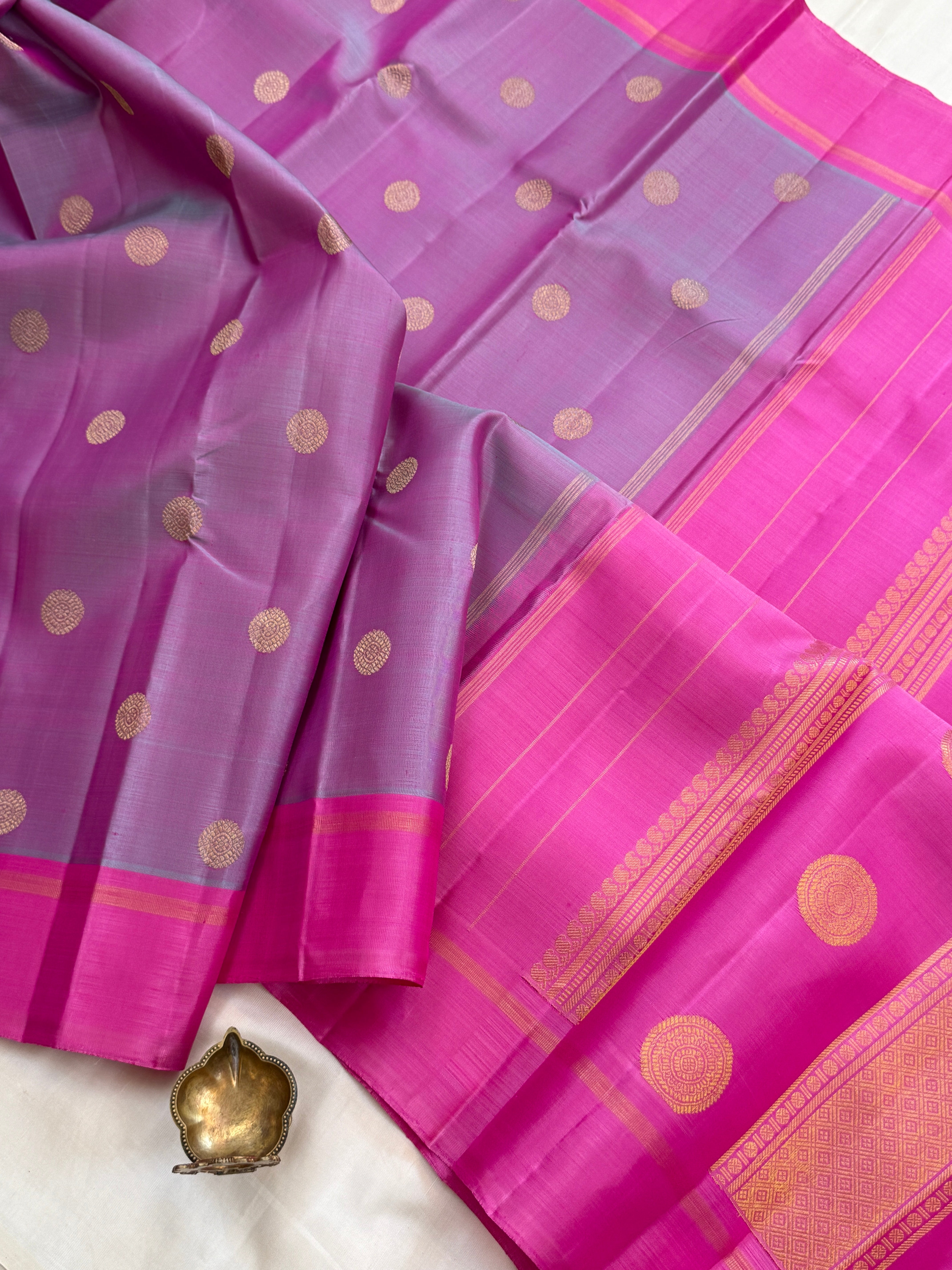 Lavender shot pink body , pink contrast border CLSA11217
