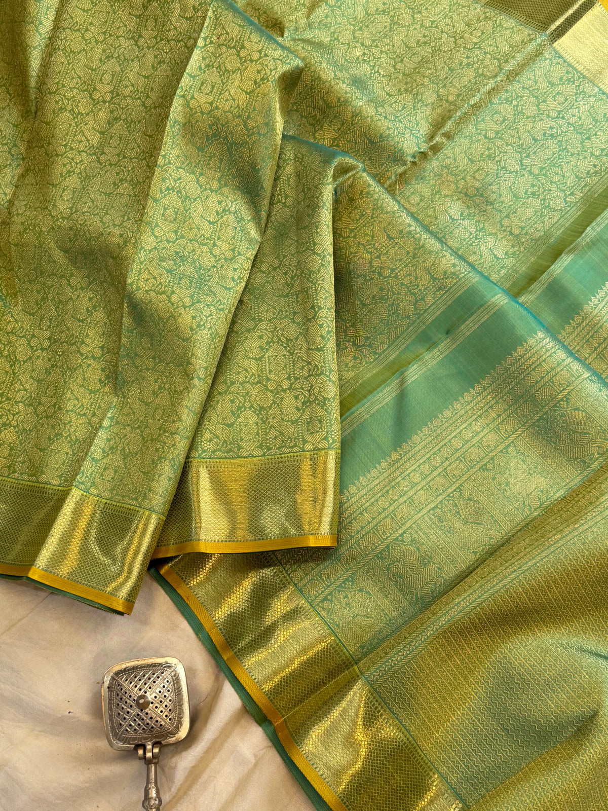 - pure Zari Kanjipuram silk