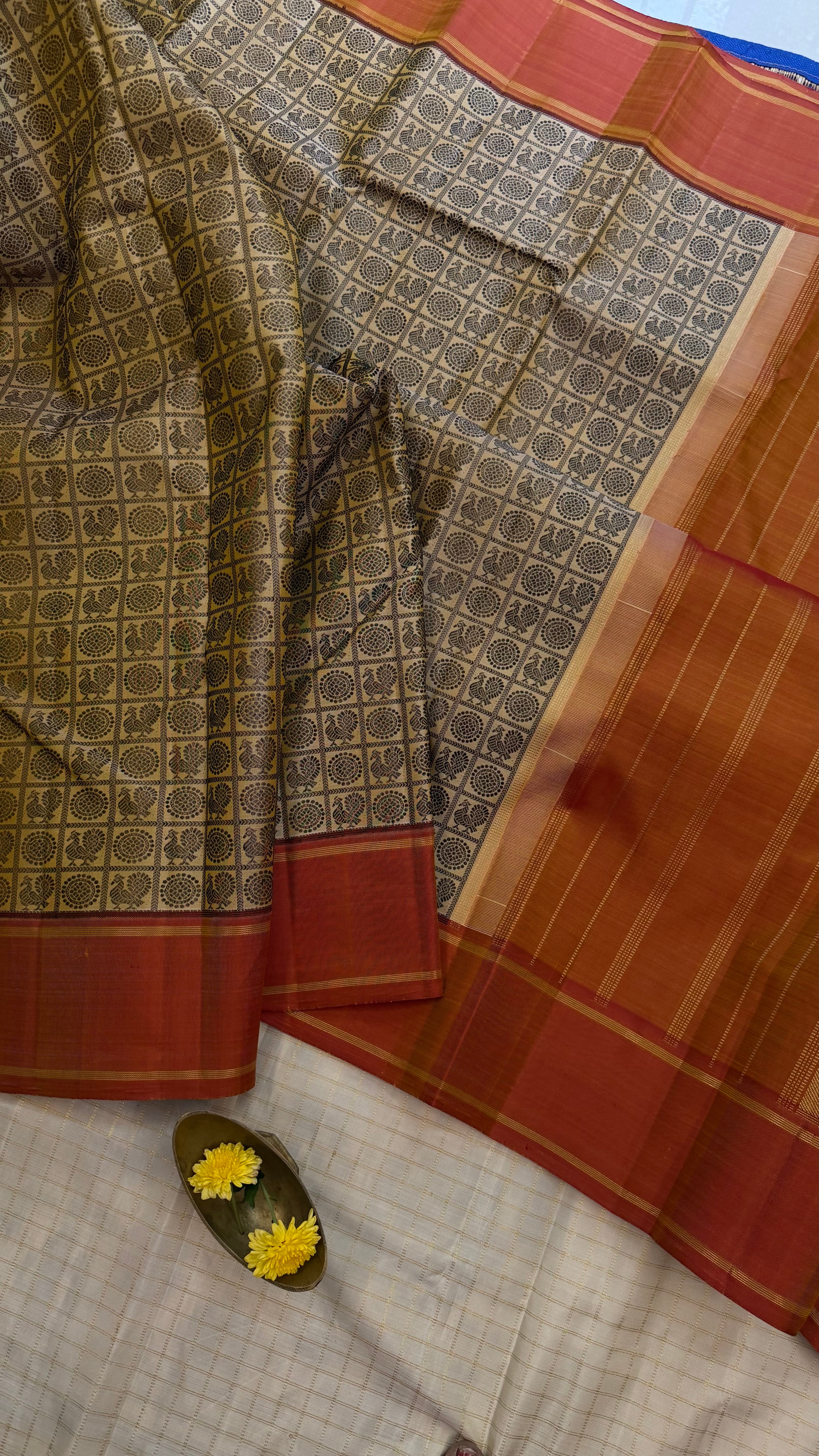 1000 Butta thread work Kanjipuram silk