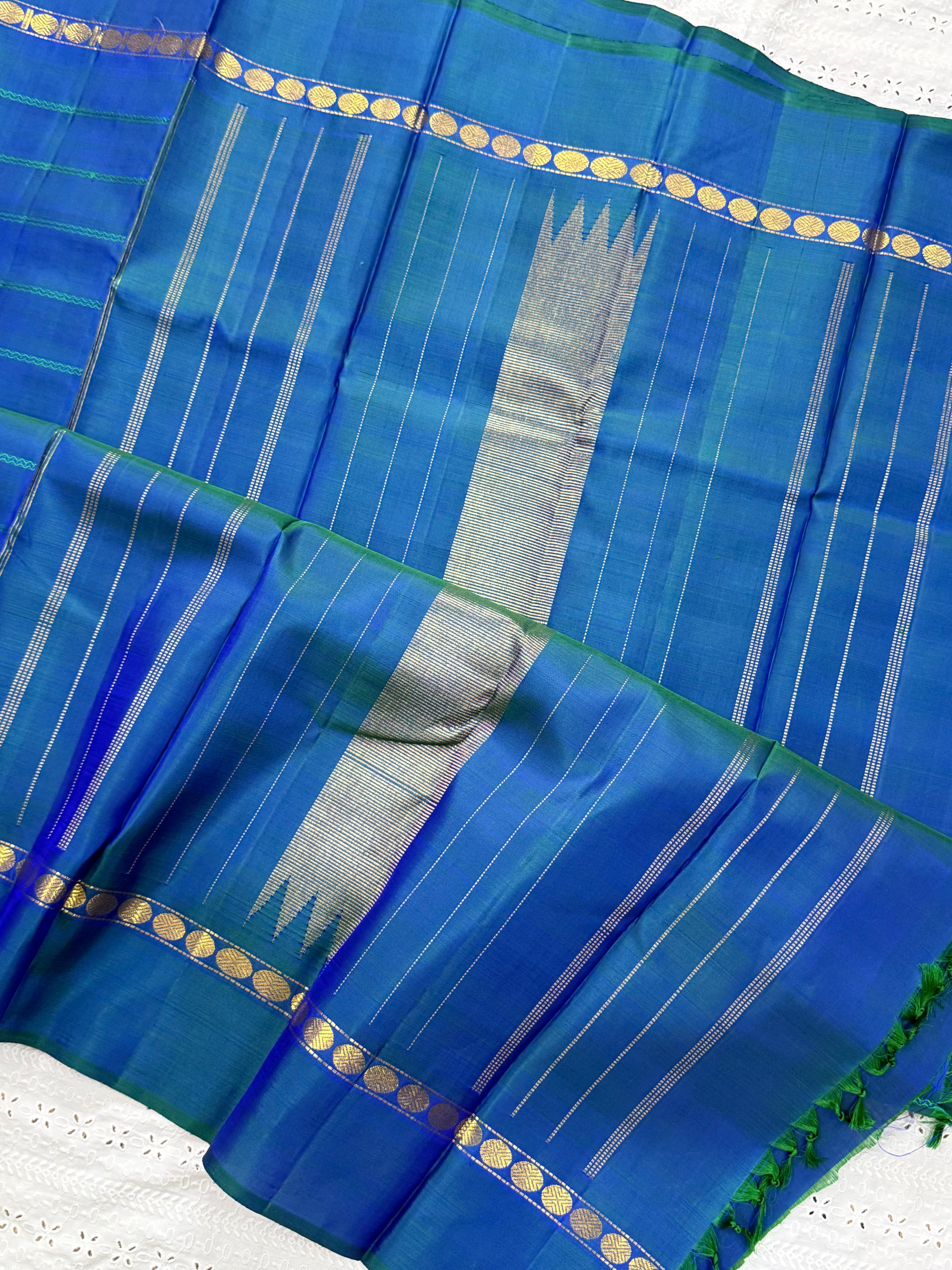MAYILKAZHUTHU BODY THREAD VELDHARI/KANJIPURAM SILK SAREE CLSA7474