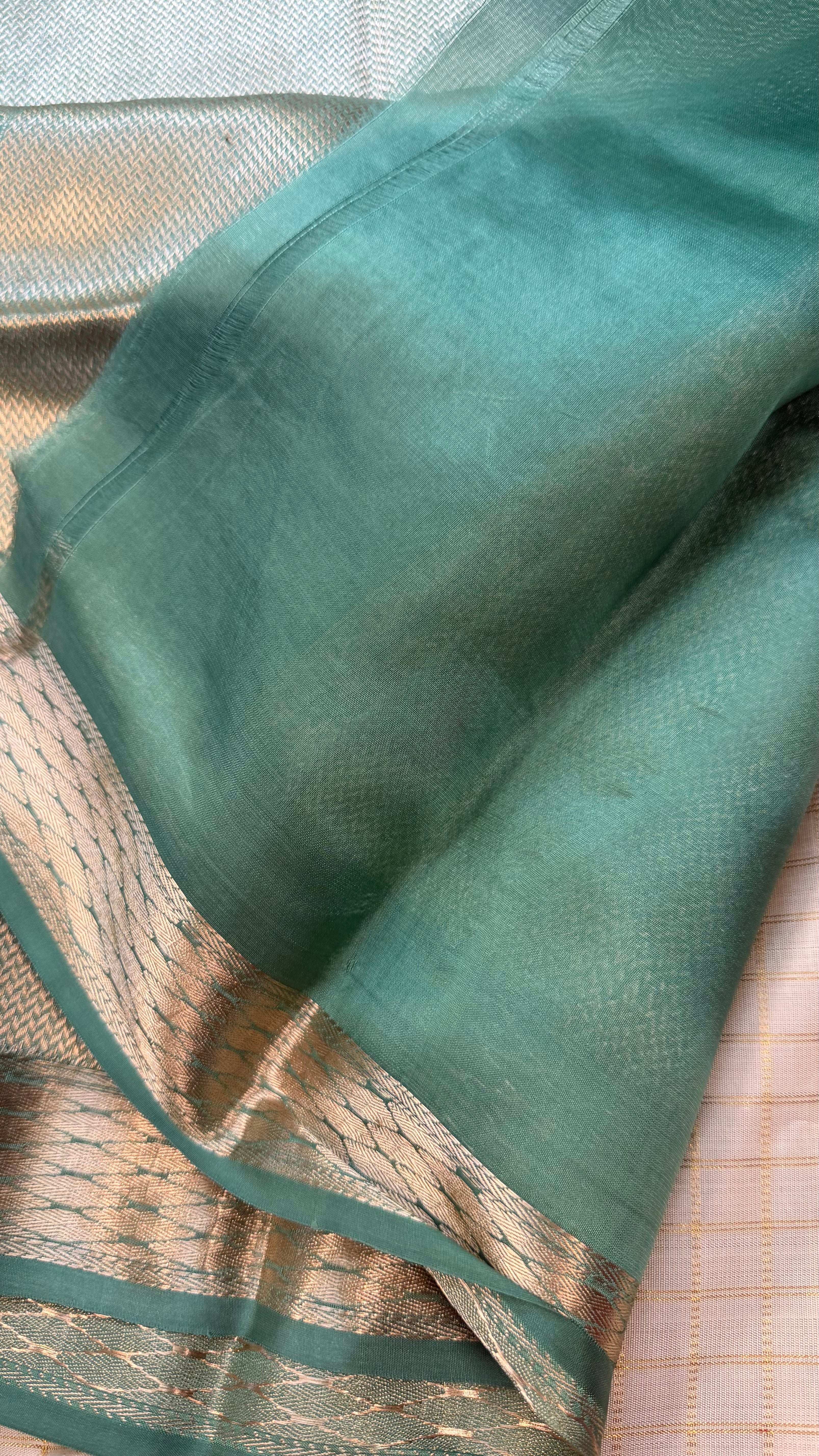 Ahalya bhai border traditional 6 phakri phool ghani Butta Chanderi silk