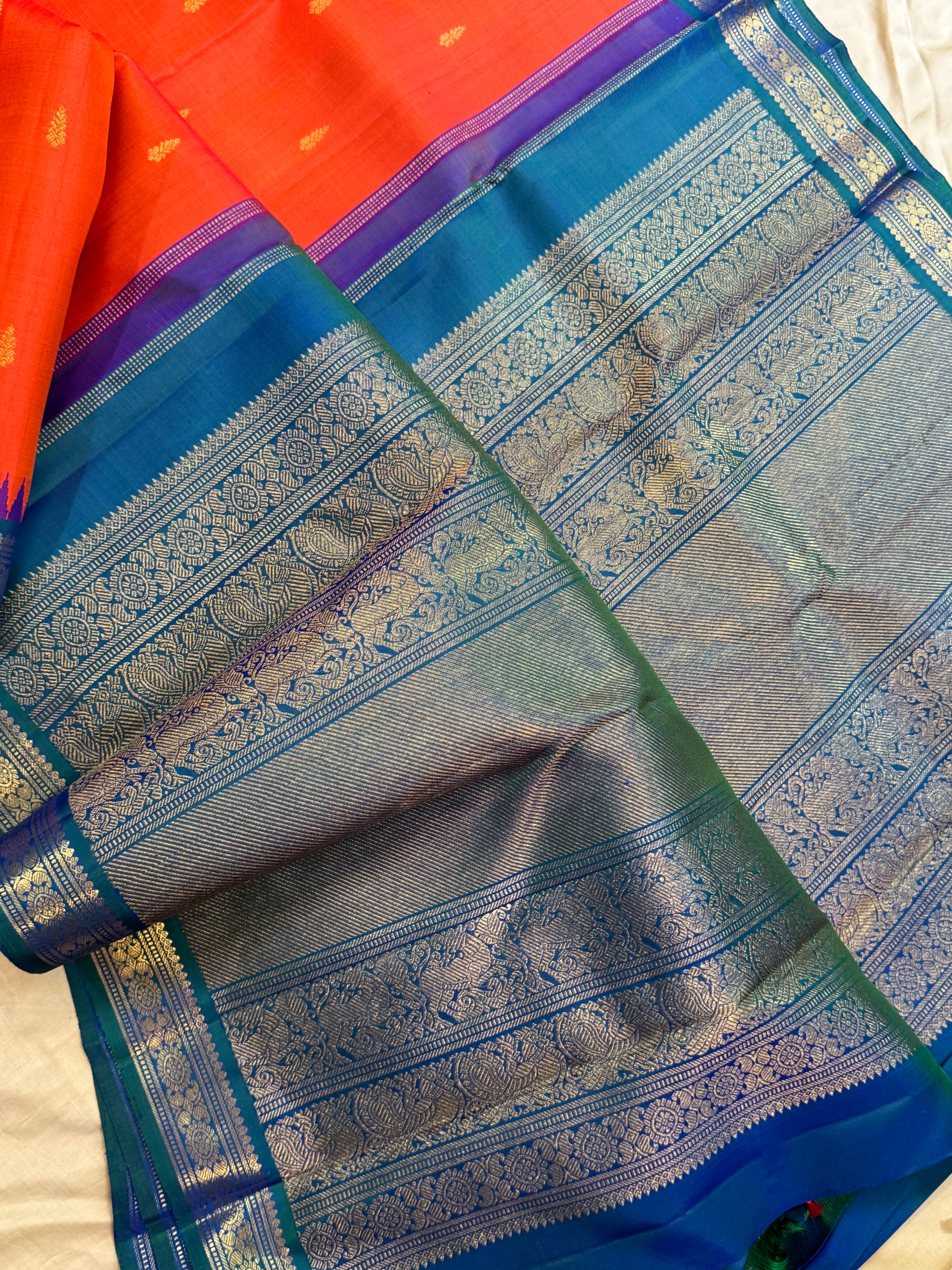 Rust orange Korvai / Kanjipuram silk