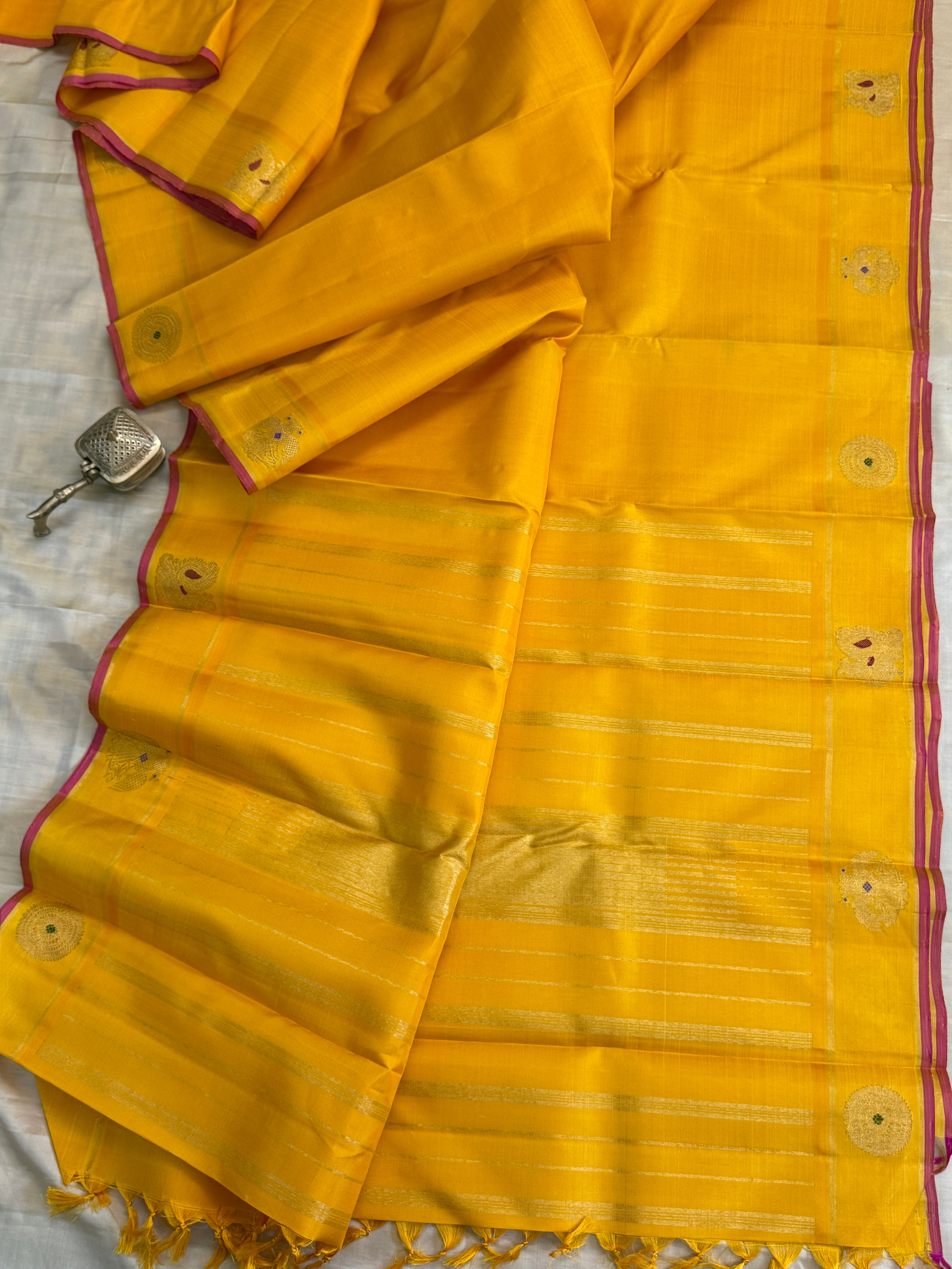 Yellow border Butta / Kanjipuram silk saree clsa 11066