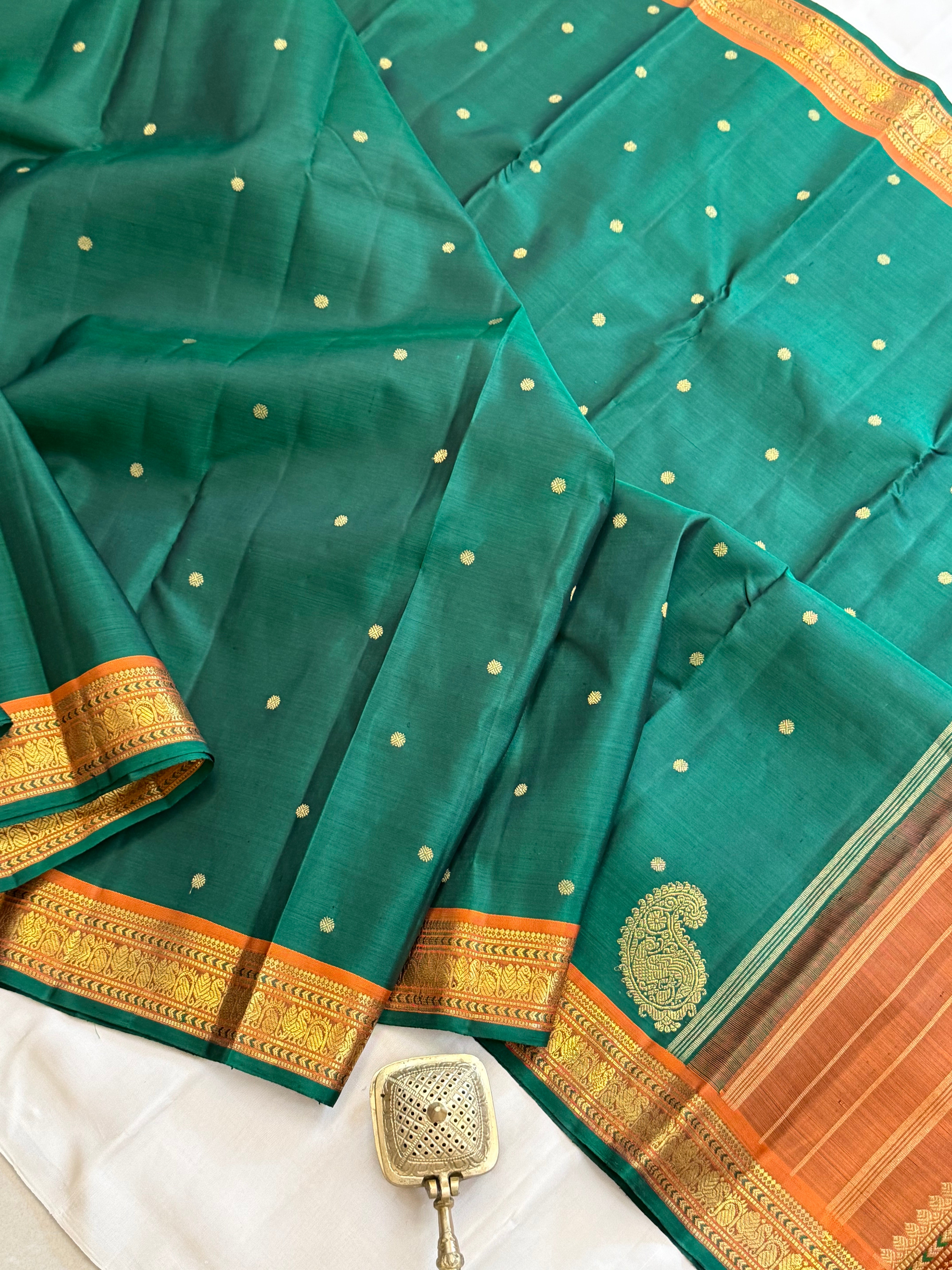 Green Benars style corner palla Pure Kanjipuram silk CLSA11003